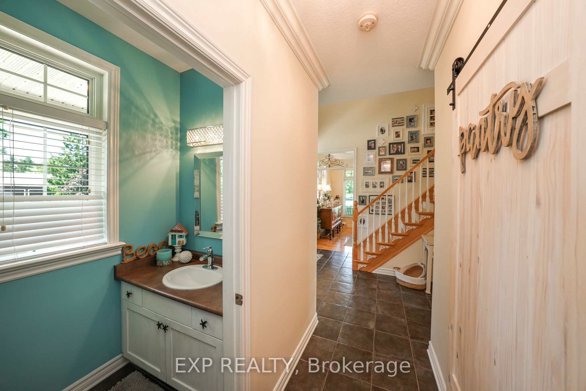 71817 Sunridge Crescent Property Photo 15