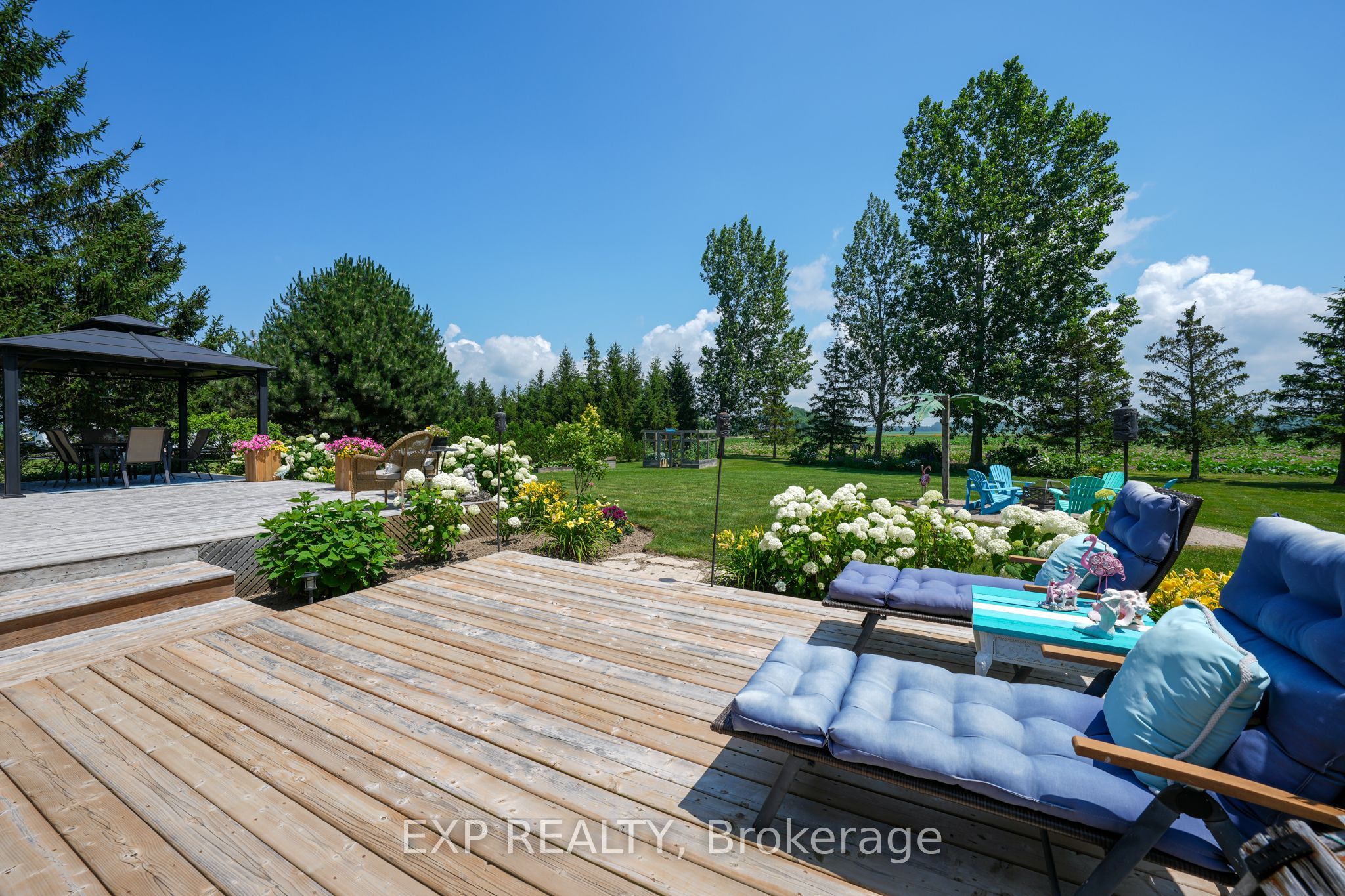 71817 Sunridge Crescent Property Photo 39