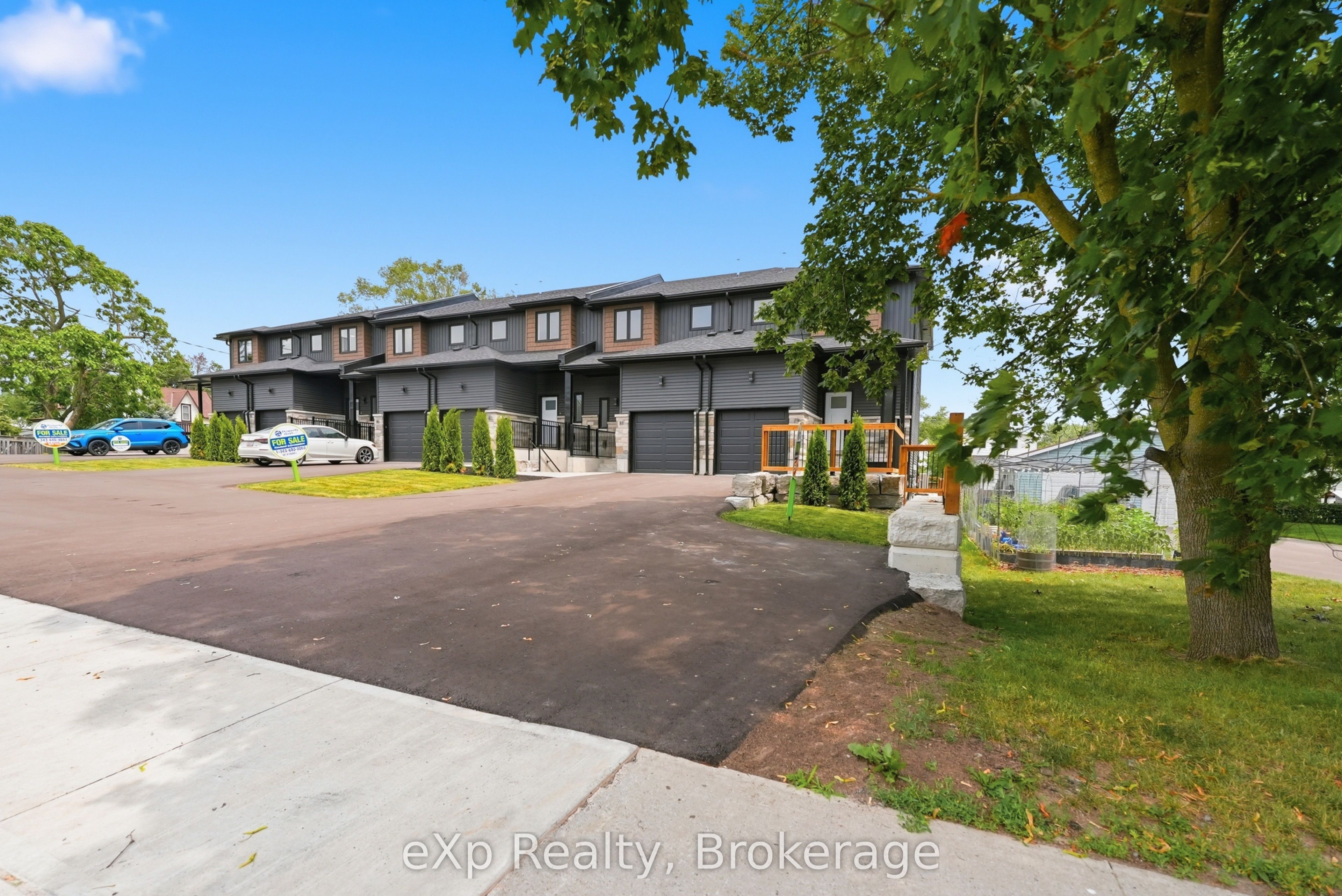 79 Maclellan Avenue Property Photo 2