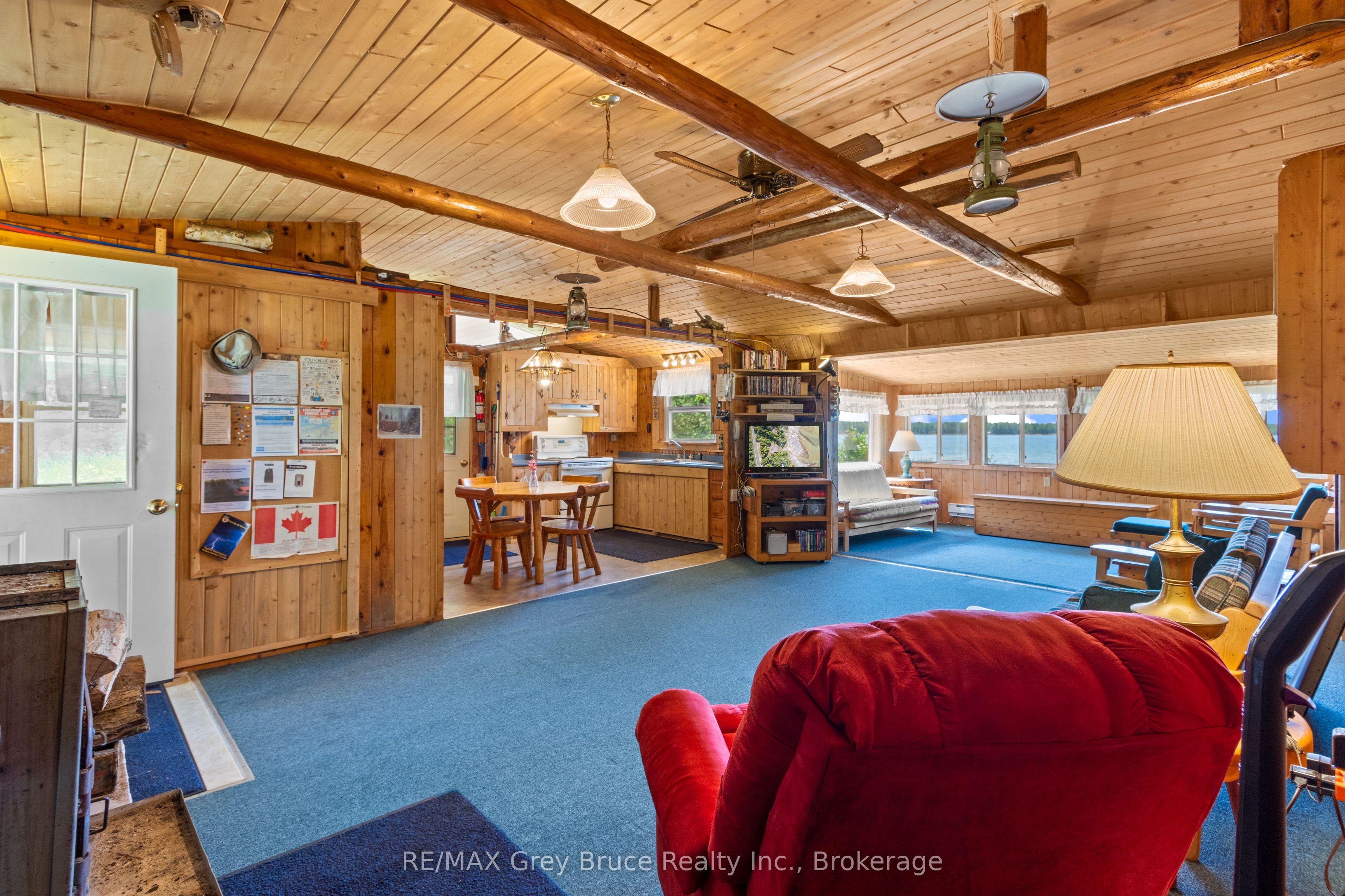 626 Warner Bay Road Property Photo 8