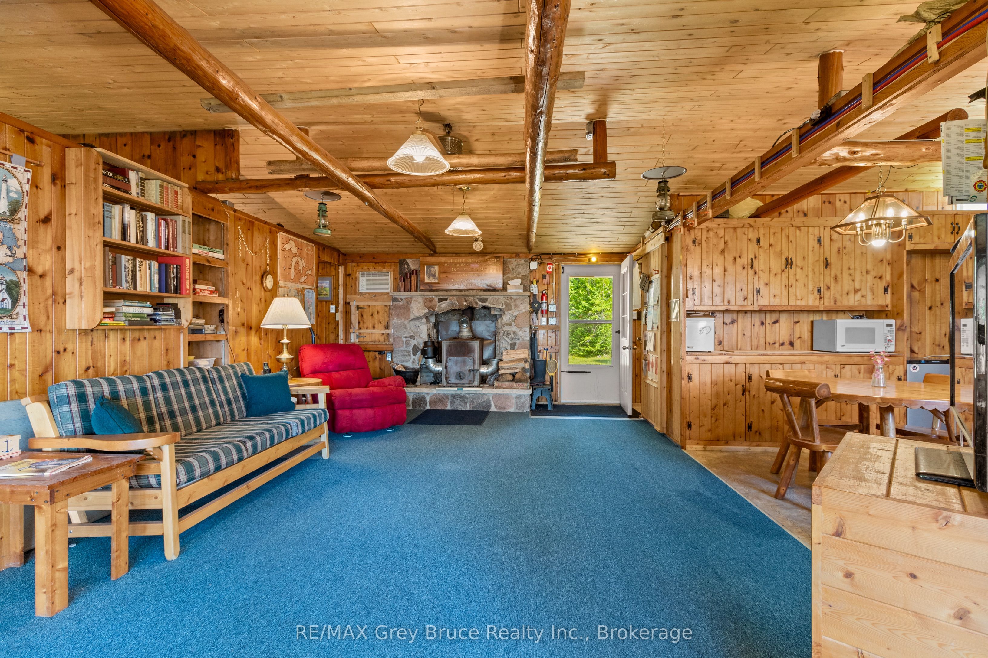 626 Warner Bay Road Property Photo 9