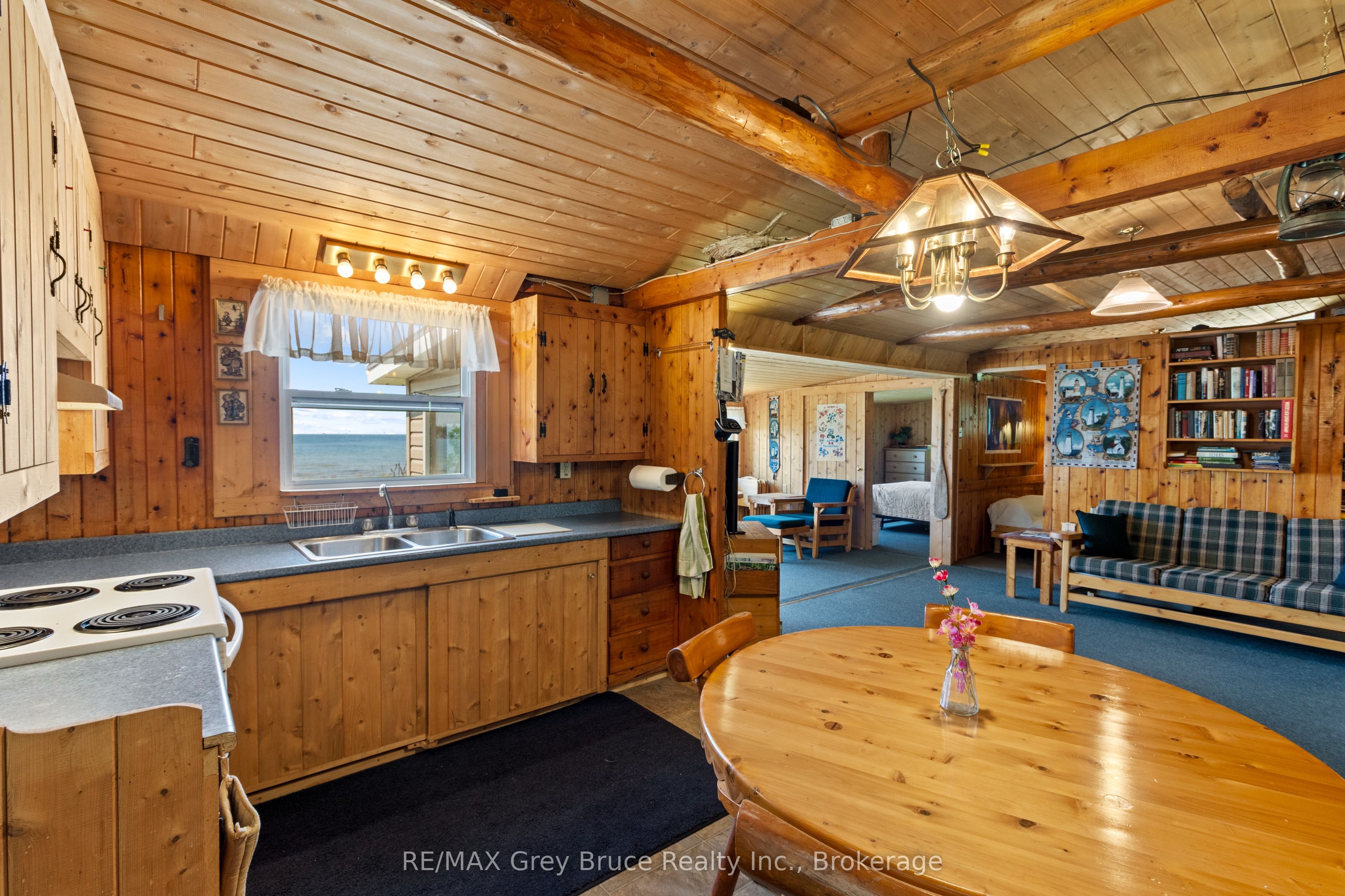 626 Warner Bay Road Property Photo 14