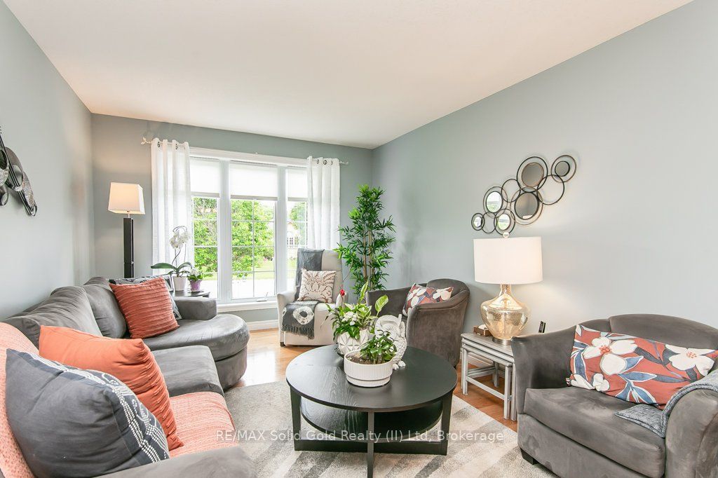 77 Lawrence Street Property Photo 8