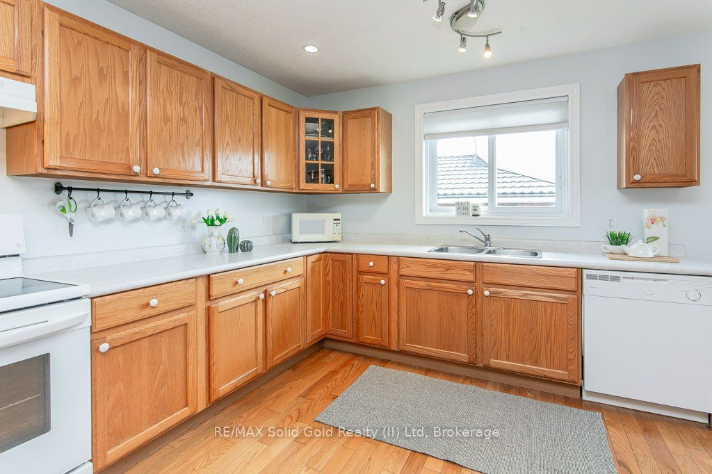 77 Lawrence Street Property Photo 14