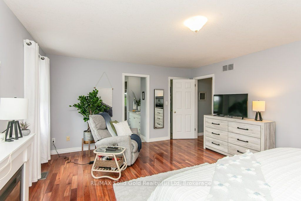 77 Lawrence Street Property Photo 23