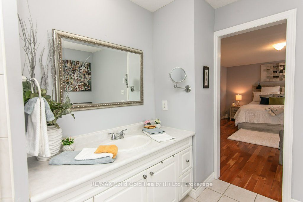 77 Lawrence Street Property Photo 27