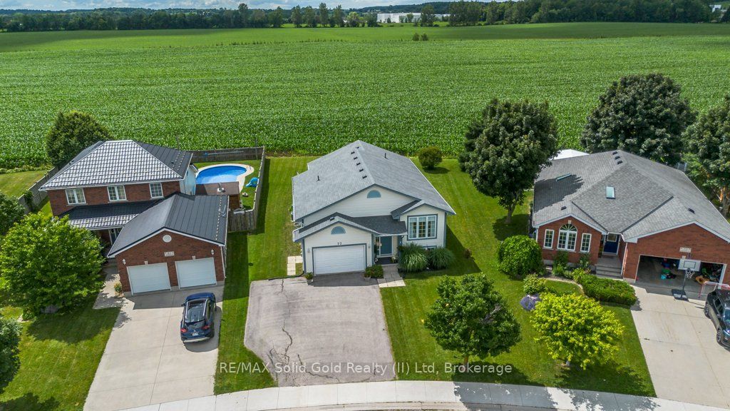 77 Lawrence Street Property Photo 44