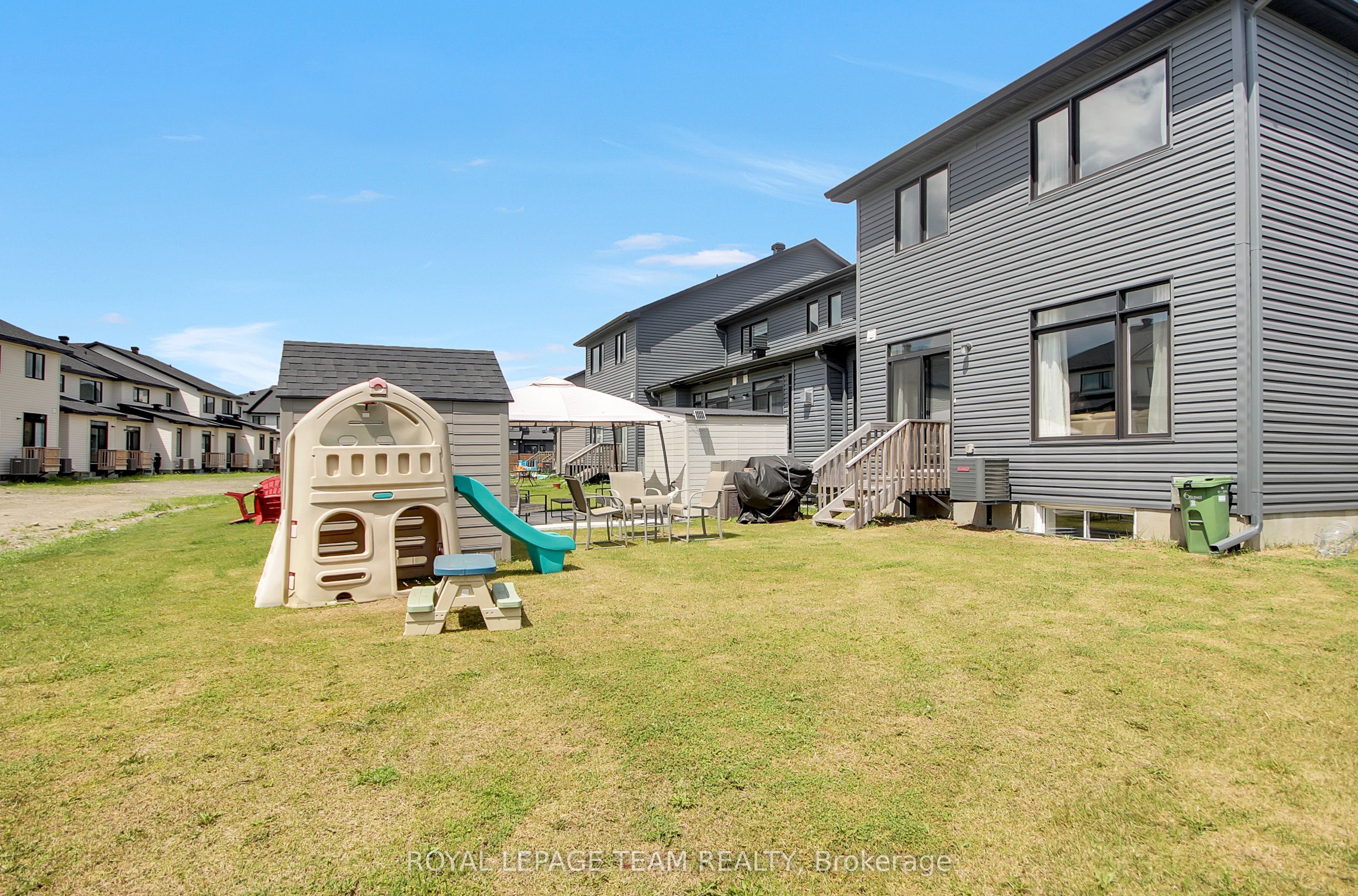 67 Heirloom Street Property Photo 45