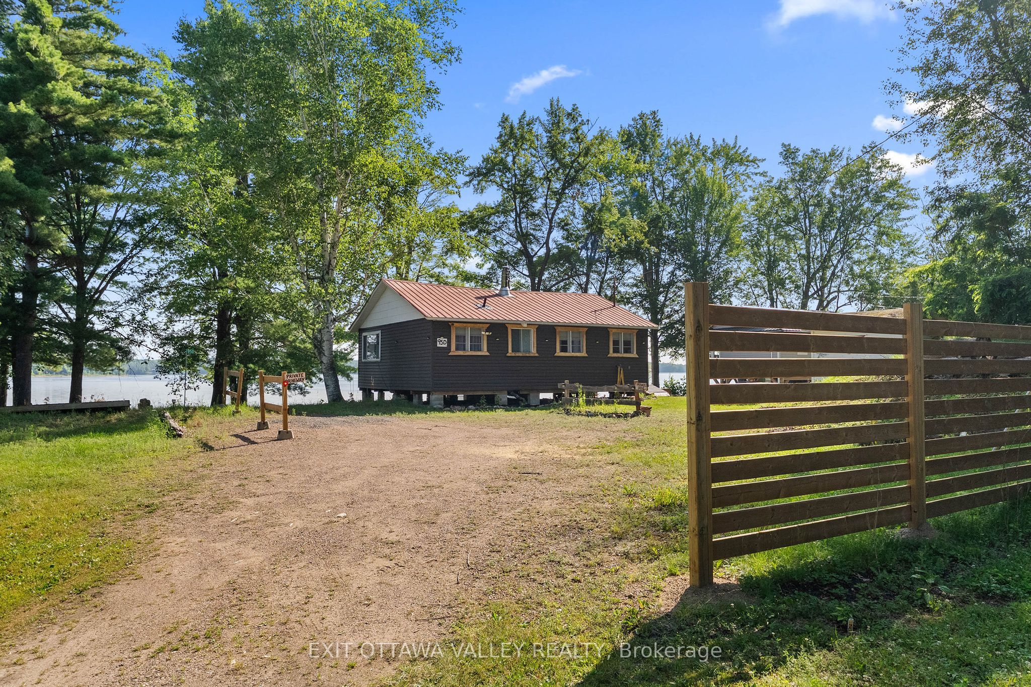 95 Sullivan Point Road Property Photo 4