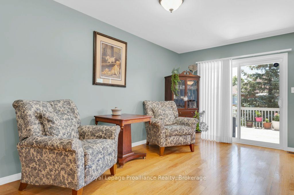 31 Hemlock Crescent Property Photo 14