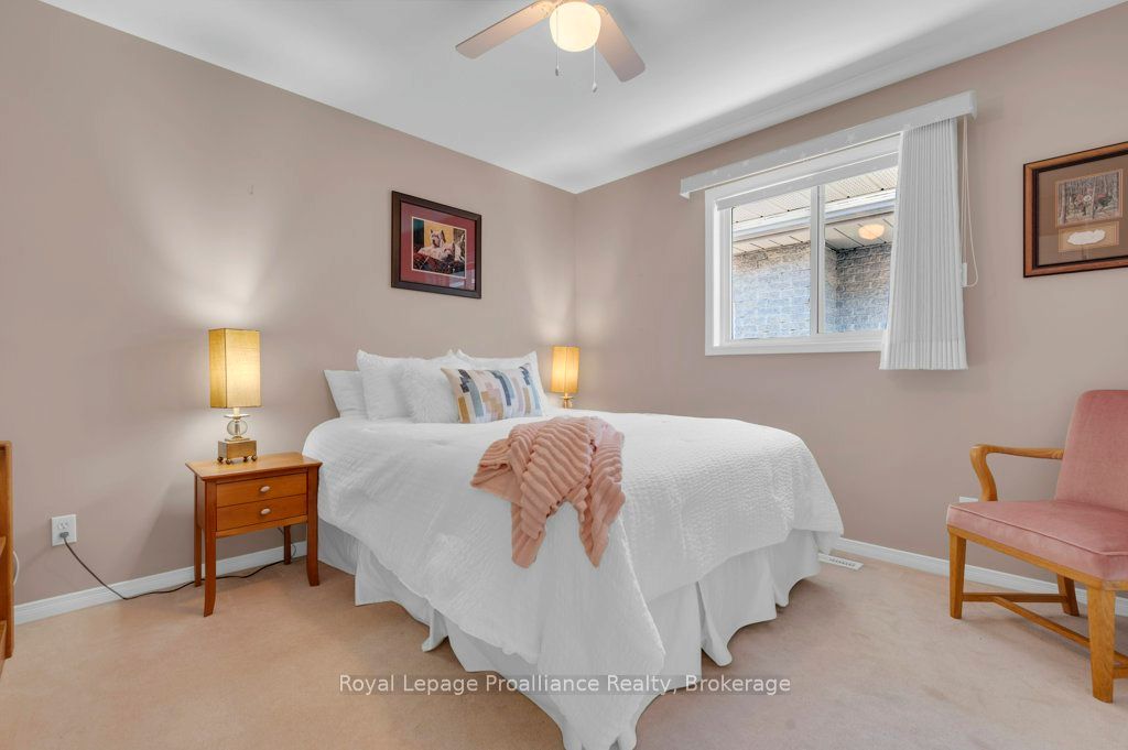 31 Hemlock Crescent Property Photo 25