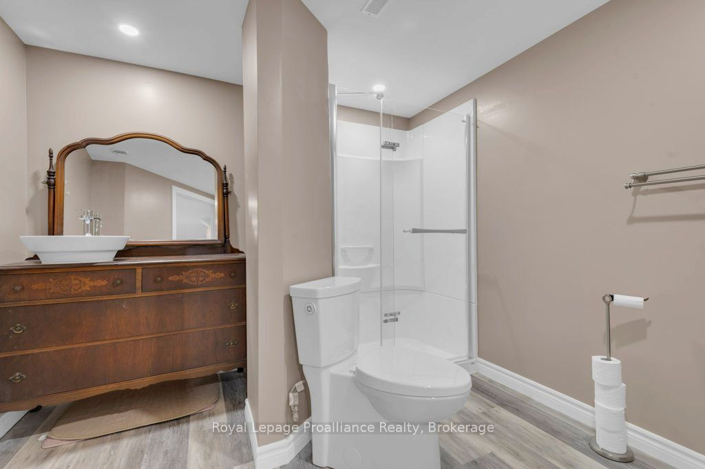 31 Hemlock Crescent Property Photo 36