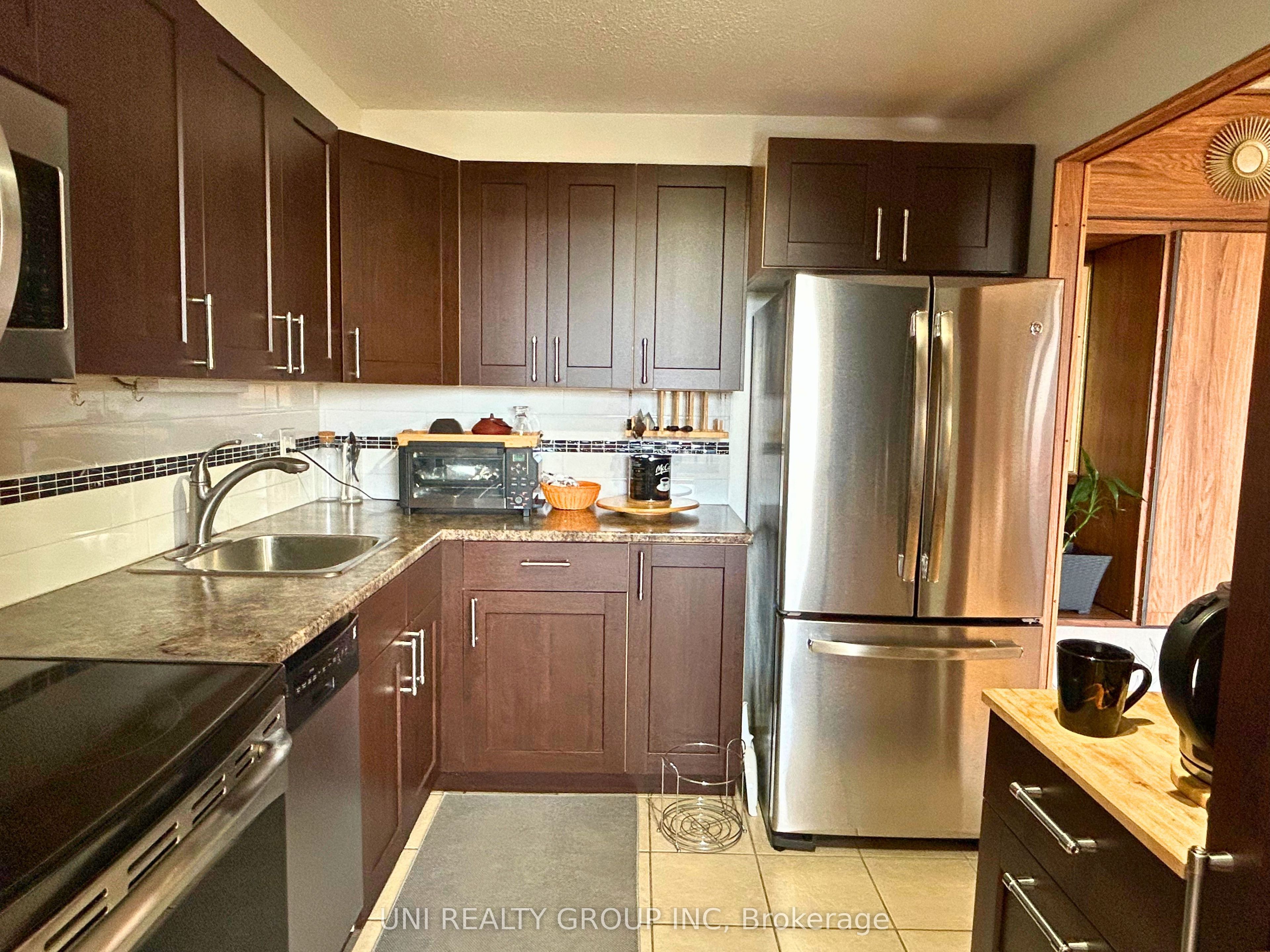 3100 Carling Avenue 417 Property Photo 11