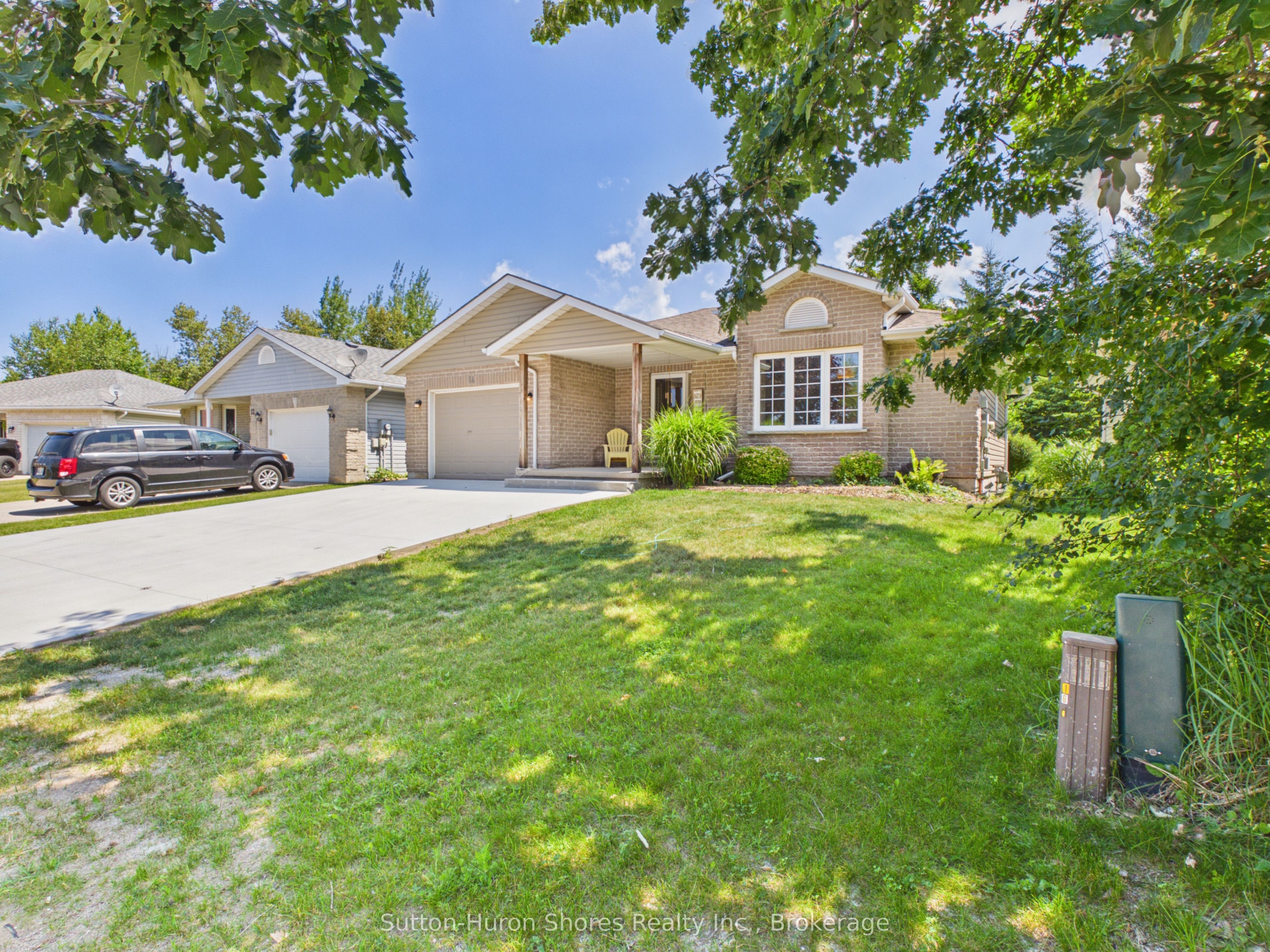 14 Eastgate Drive Property Photo 2
