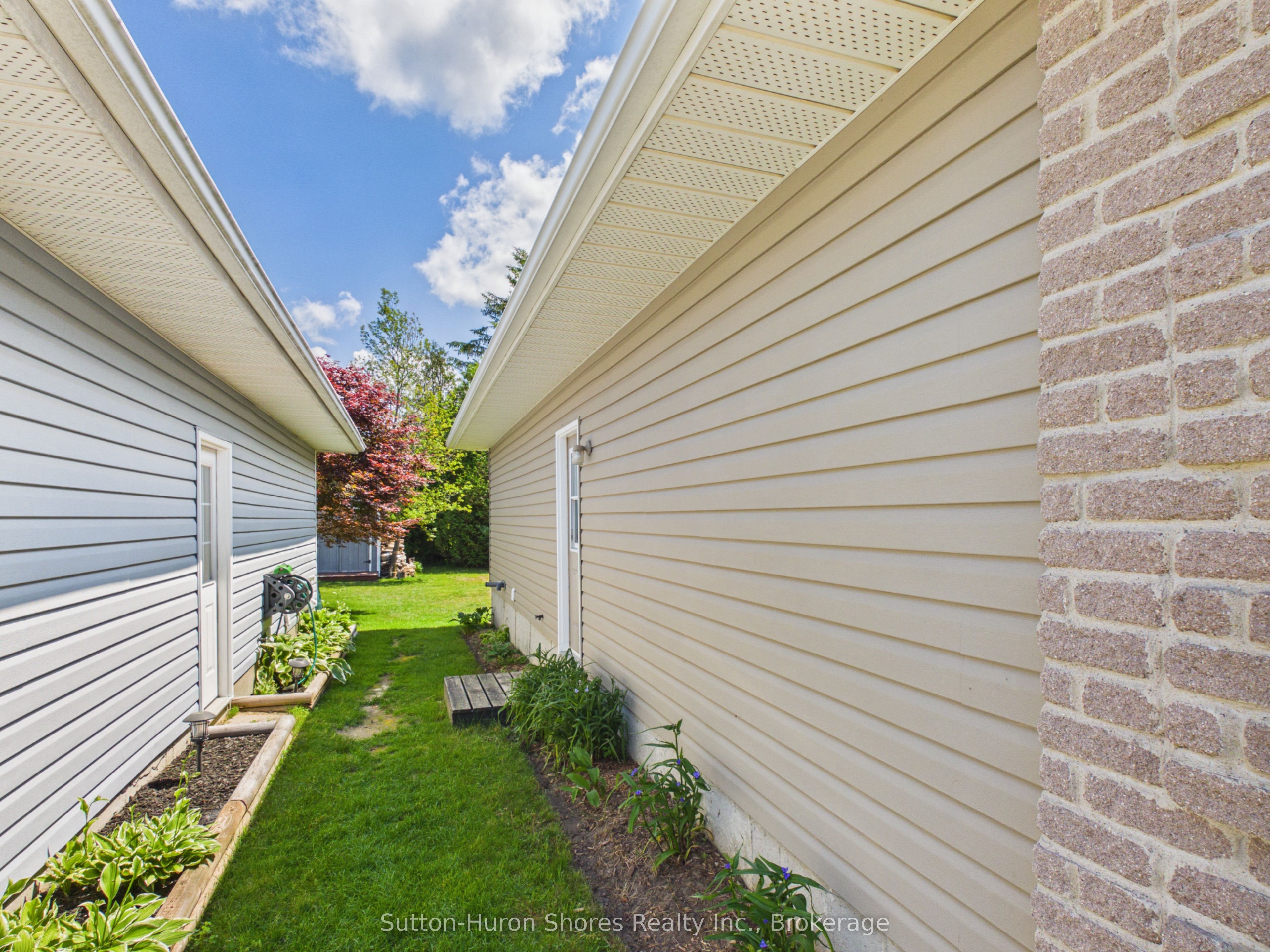 14 Eastgate Drive Property Photo 3