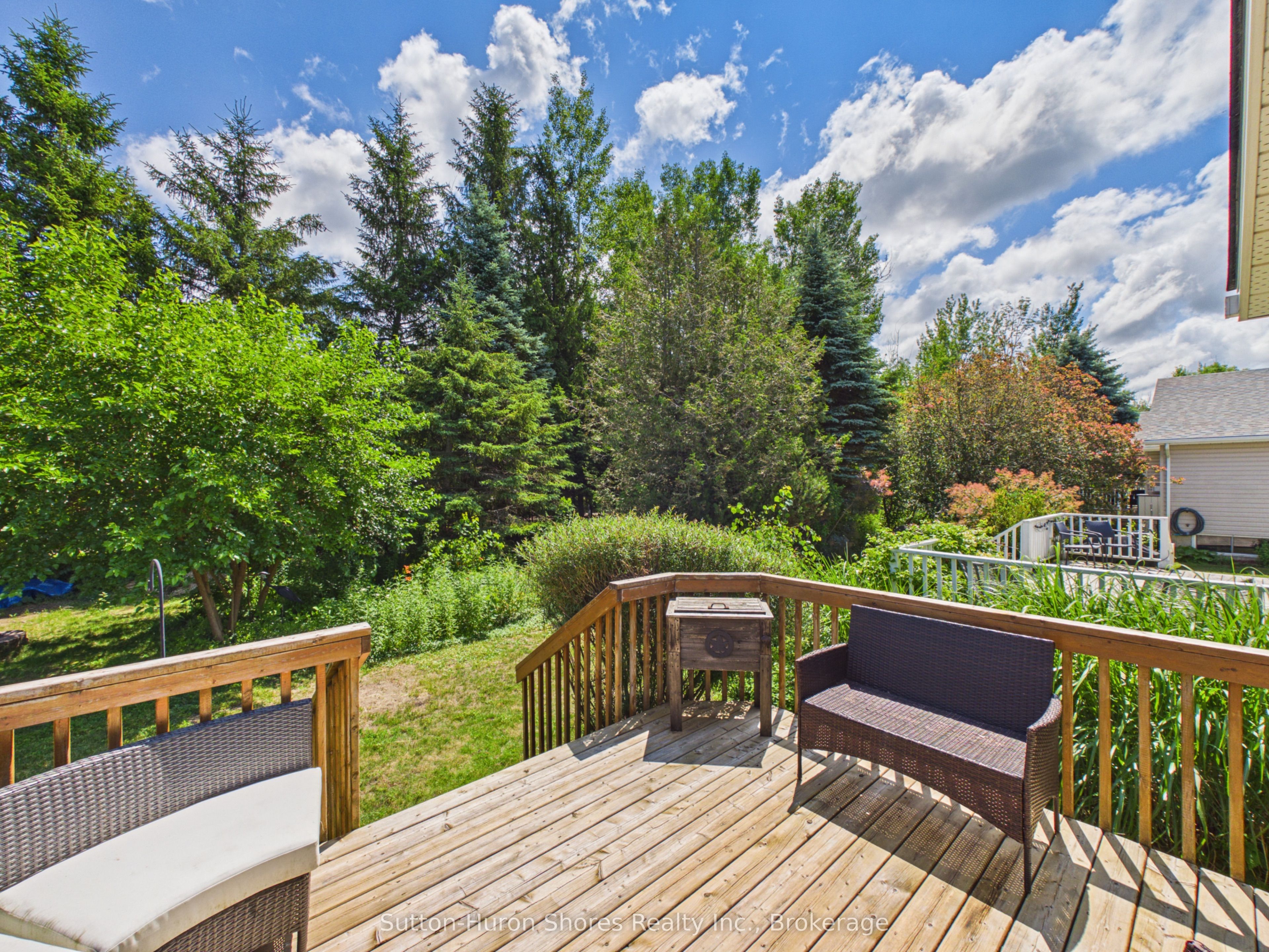 14 Eastgate Drive Property Photo 5