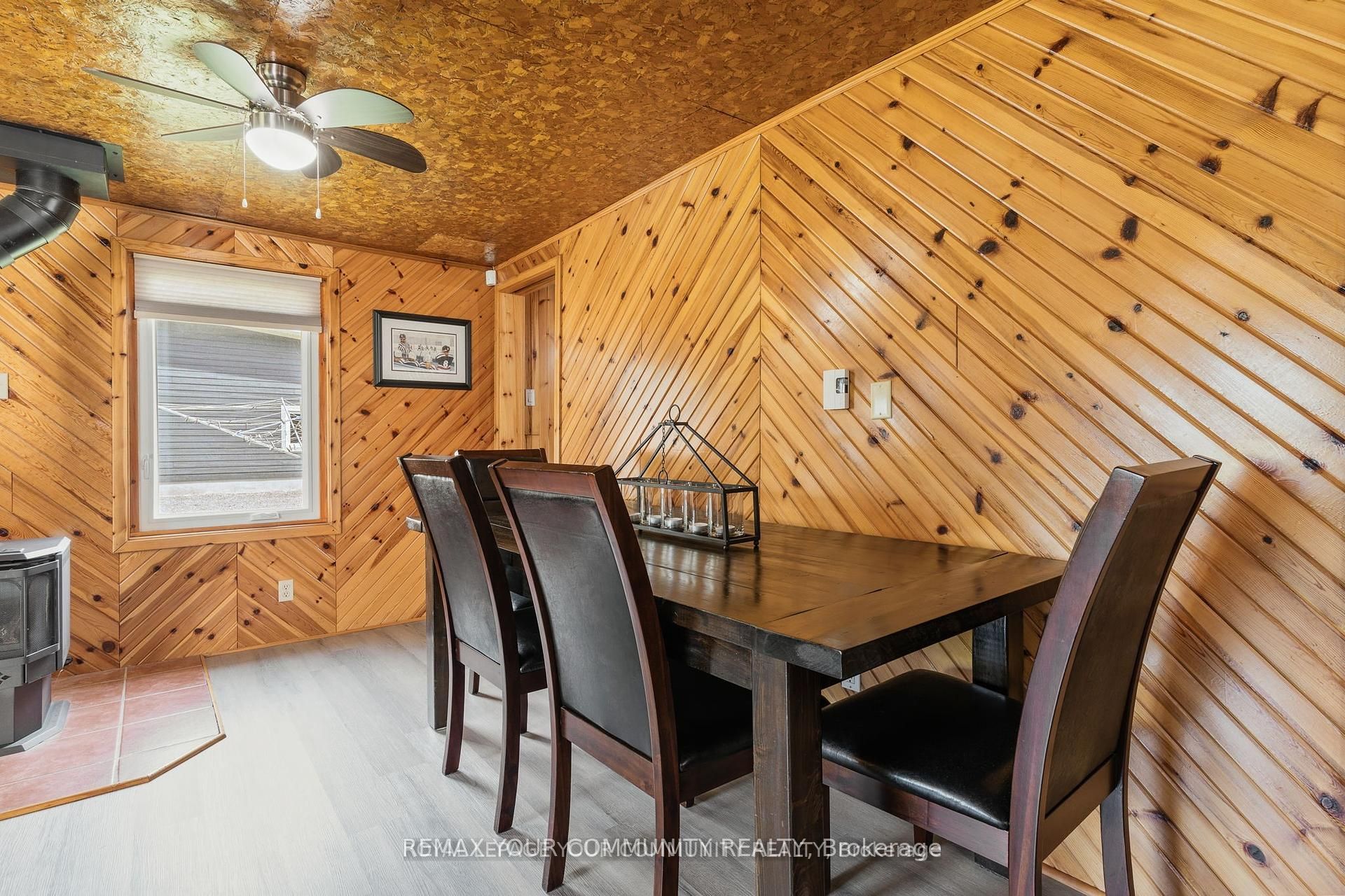 1139 Canuck Trail Property Photo 10