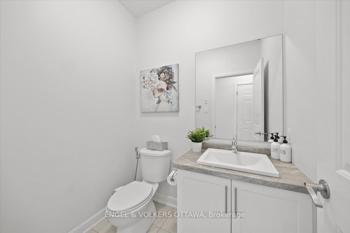 110 Pioneer Road Property Photo 4