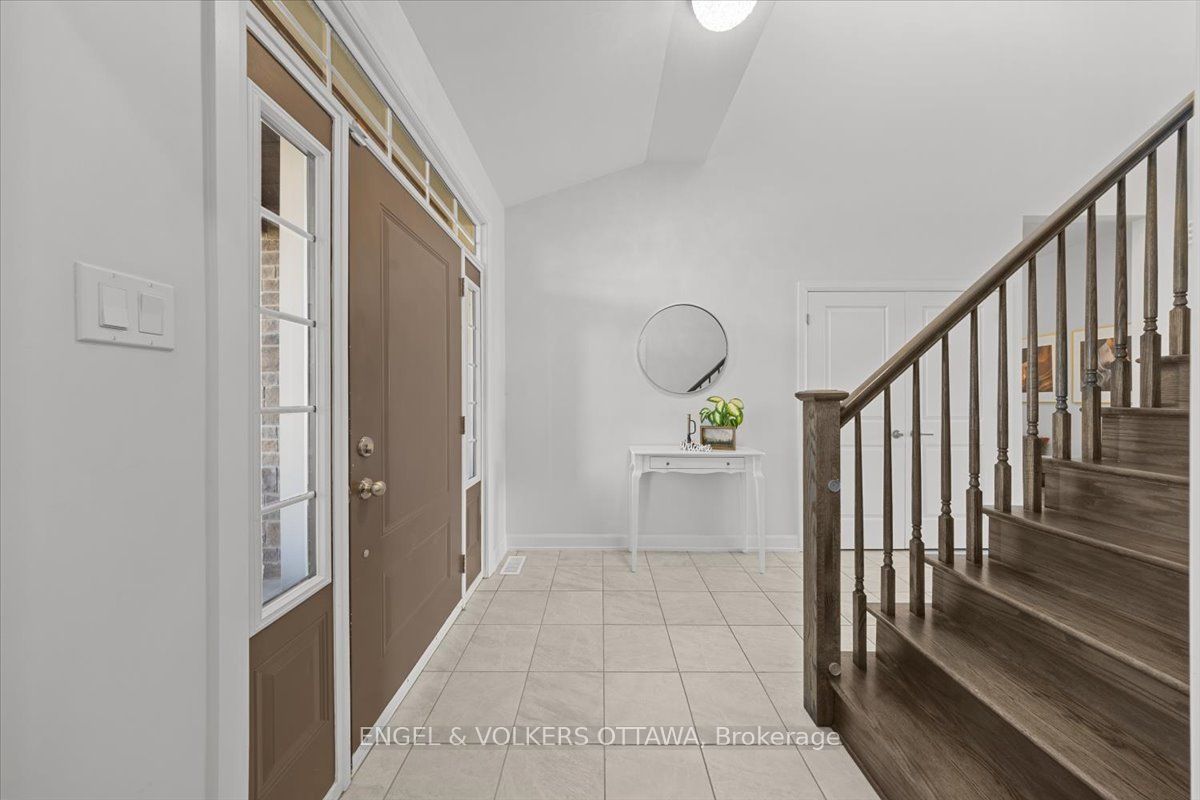 110 Pioneer Road Property Photo 6