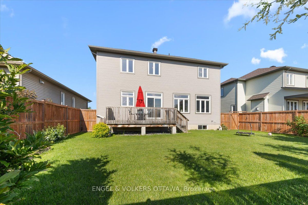110 Pioneer Road Property Photo 37