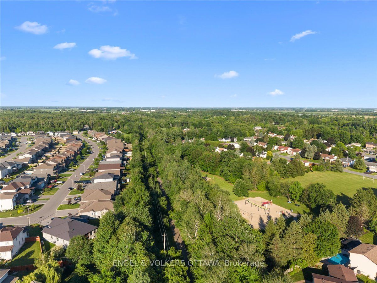 110 Pioneer Road Property Photo 45