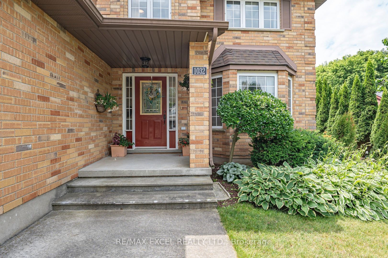 1032 Sunset Drive Property Photo 6