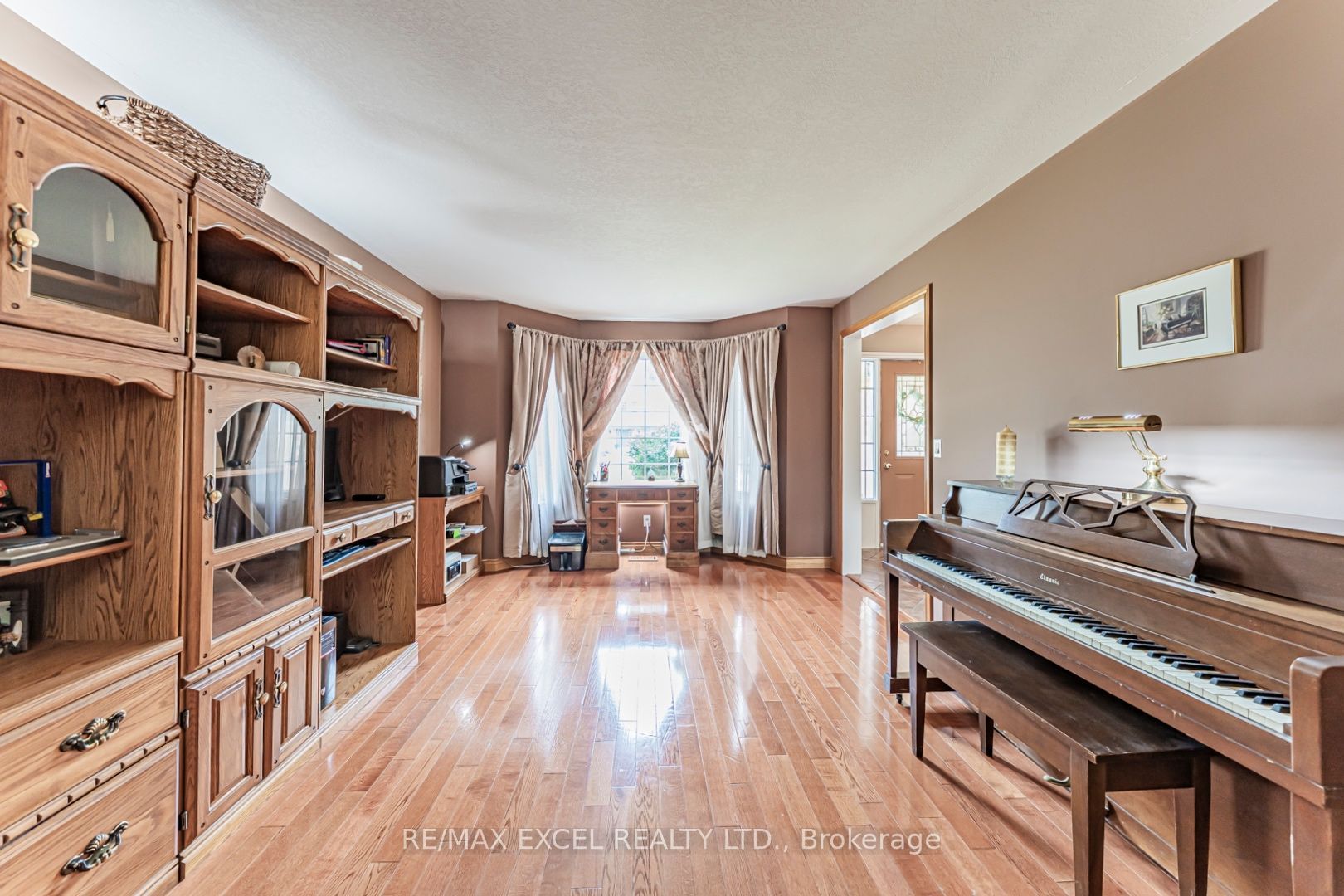 1032 Sunset Drive Property Photo 8
