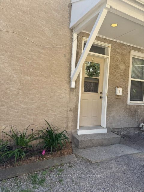 12 Cross Street Property Photo 4