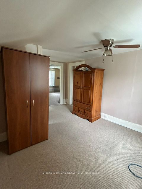 12 Cross Street Property Photo 19