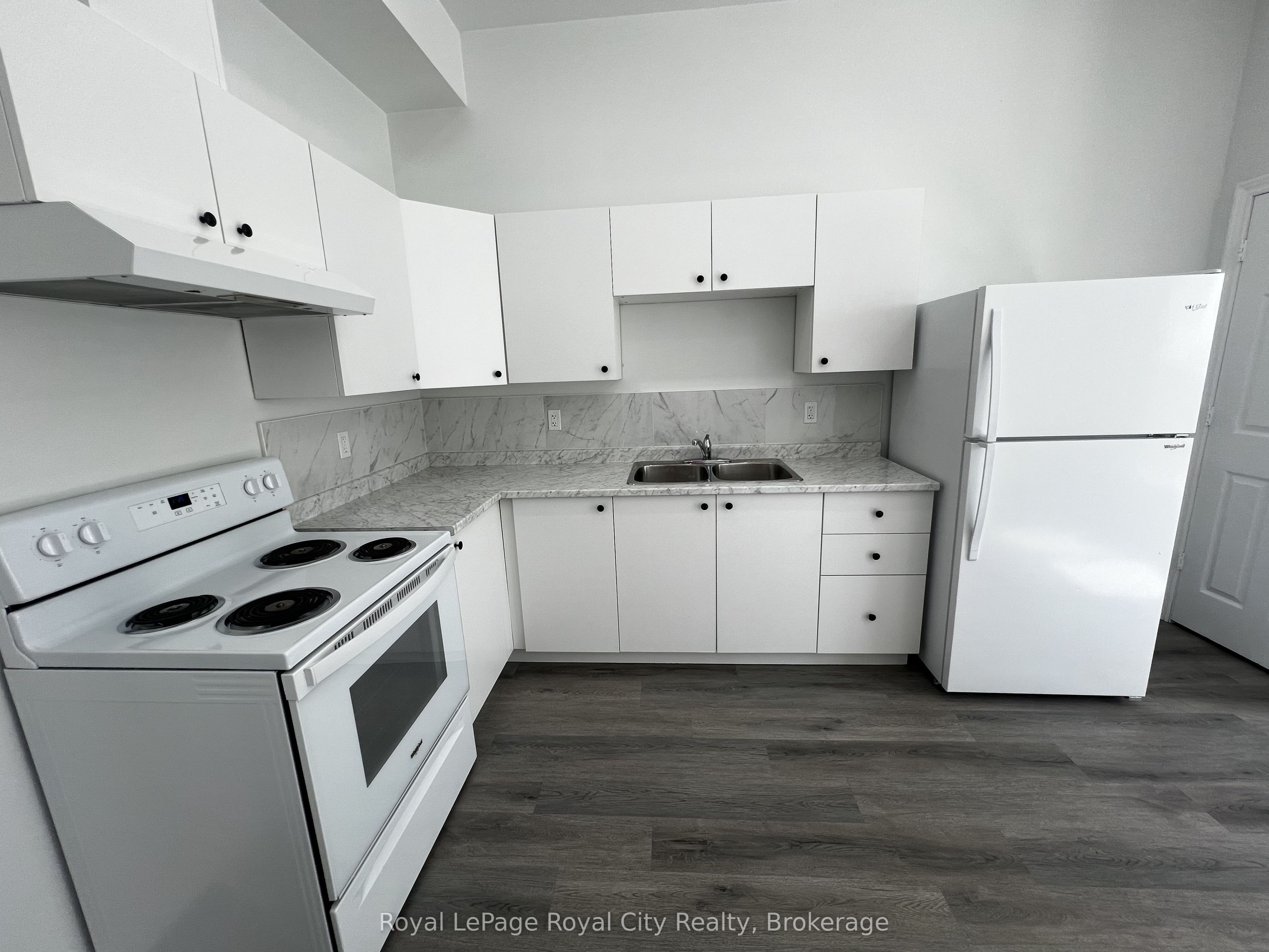 71 Victoria Street 303 Property Photo 7