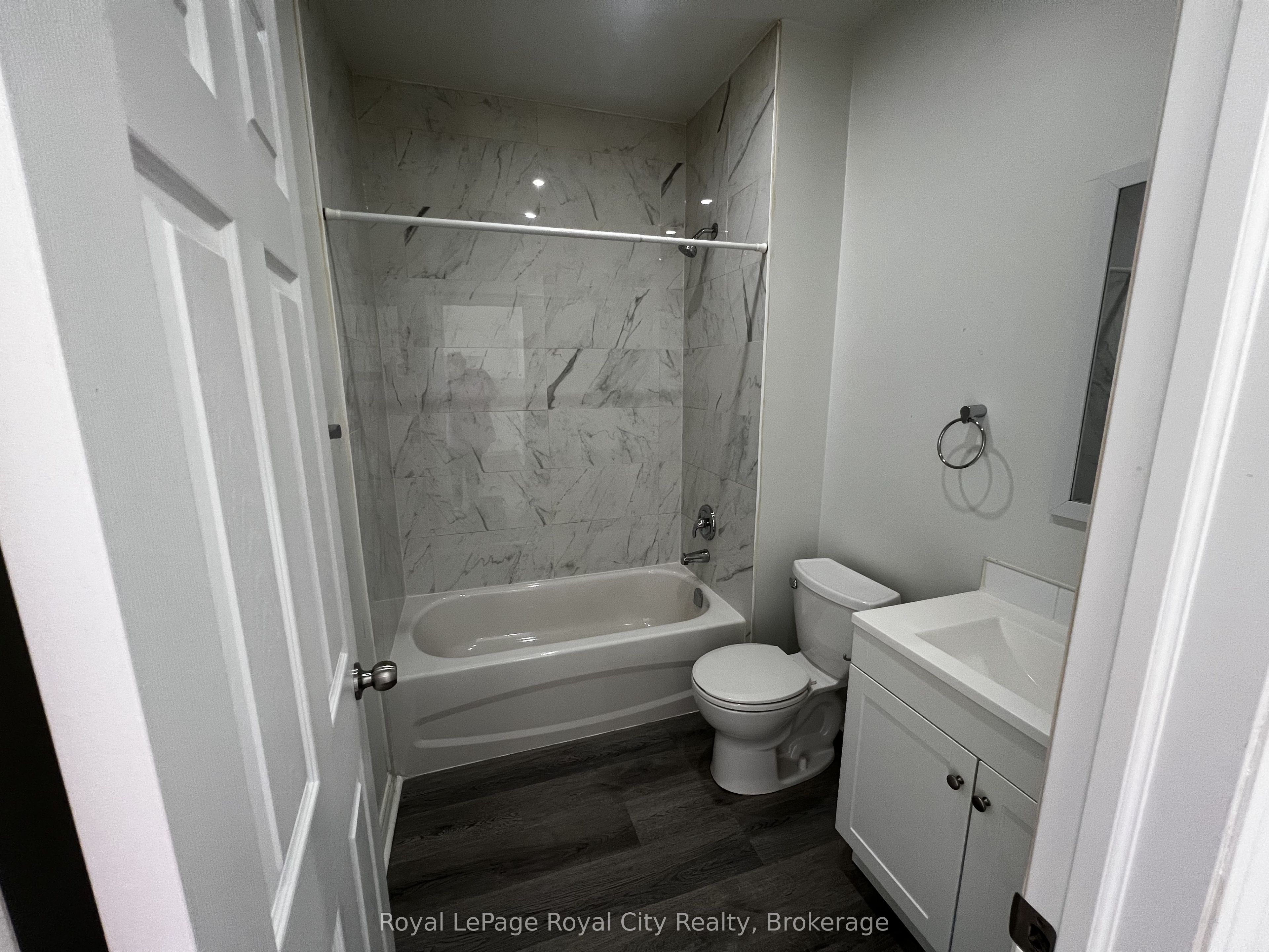 71 Victoria Street 303 Property Photo 17