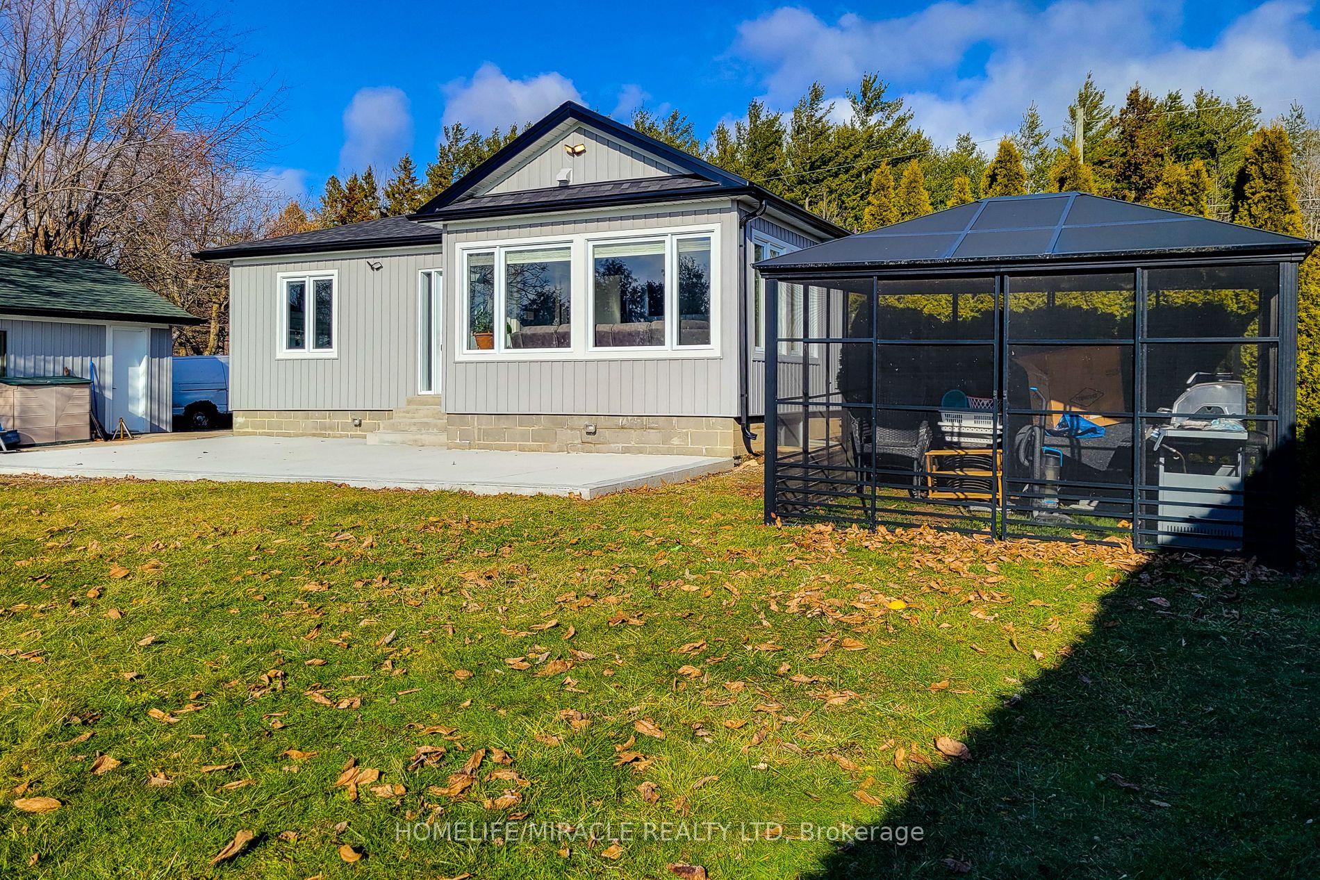 355 Ridge Road W Property Photo 7