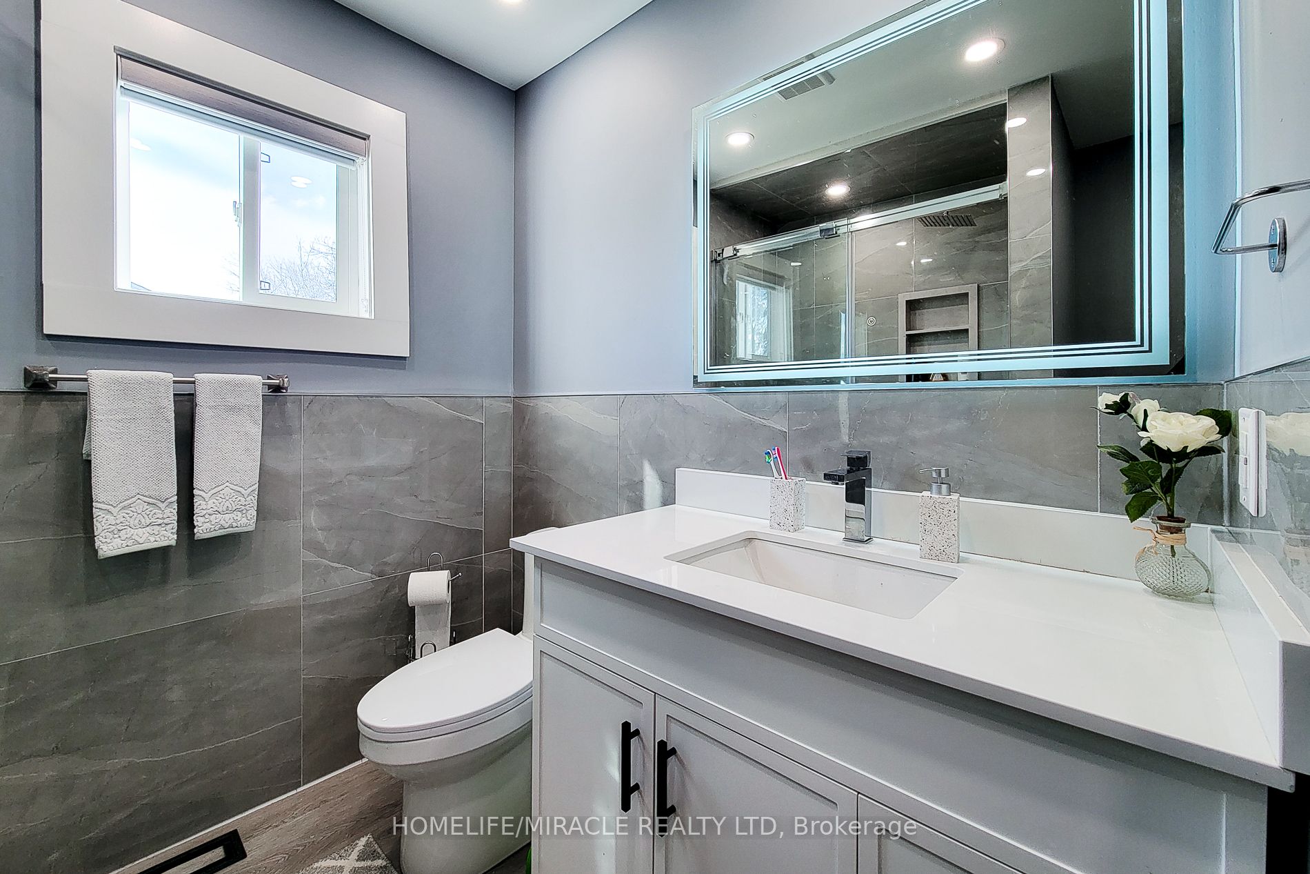 355 Ridge Road W Property Photo 31