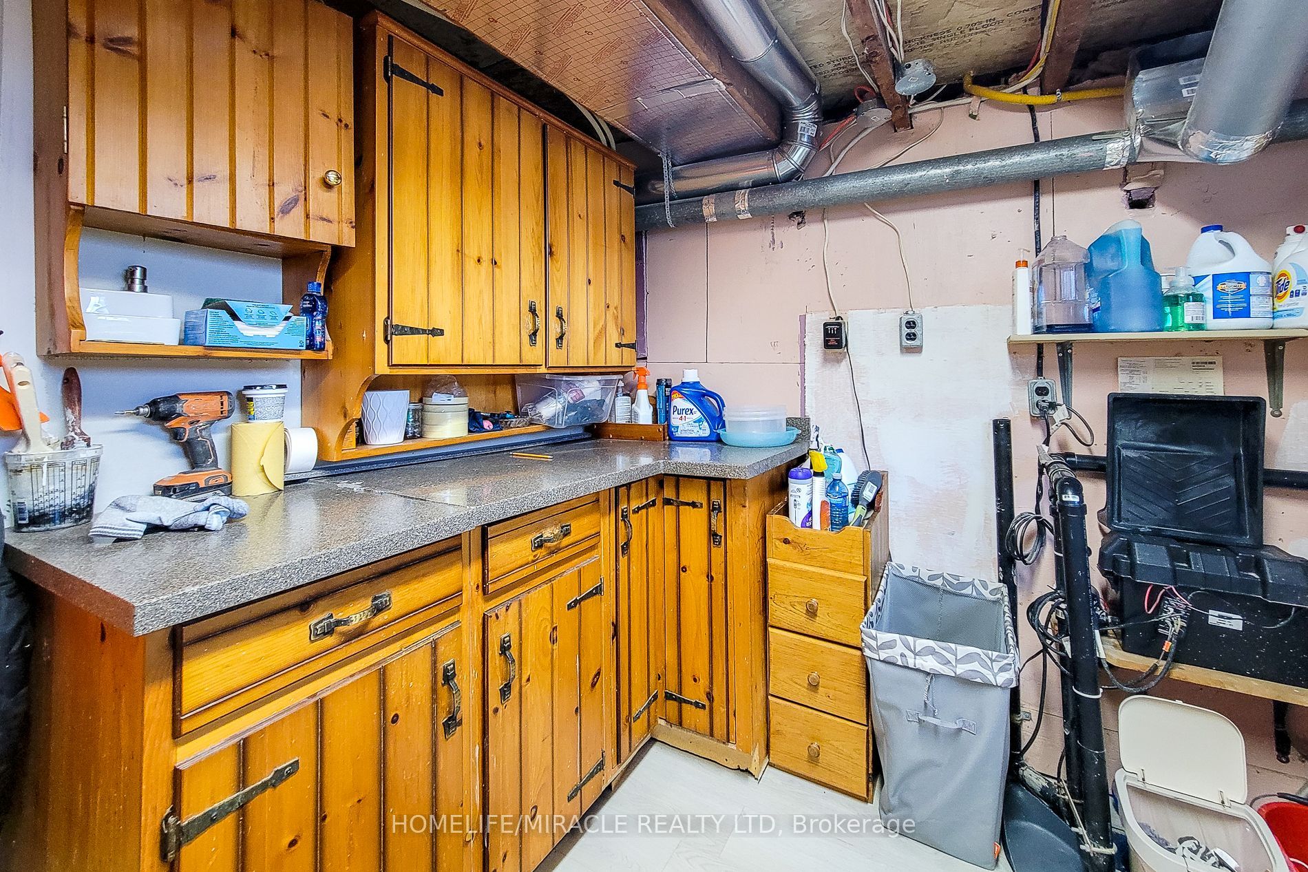 355 Ridge Road W Property Photo 49