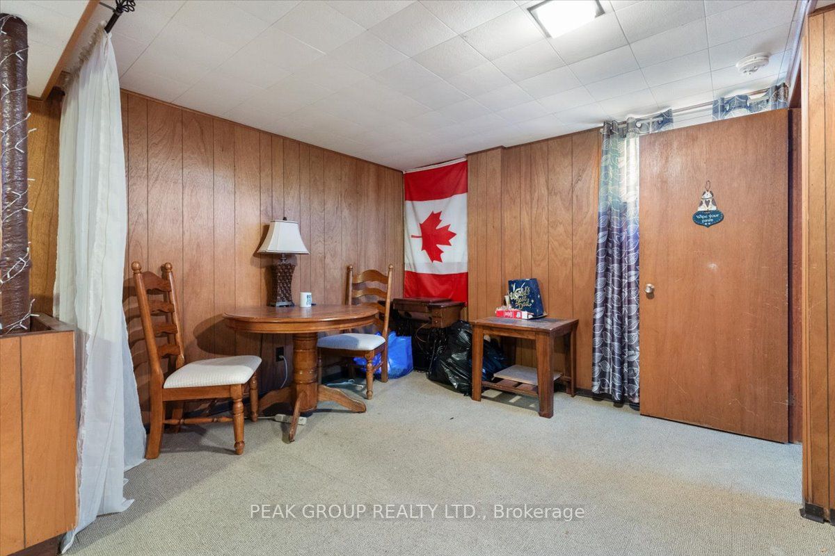 18 Karen Crescent Property Photo 15