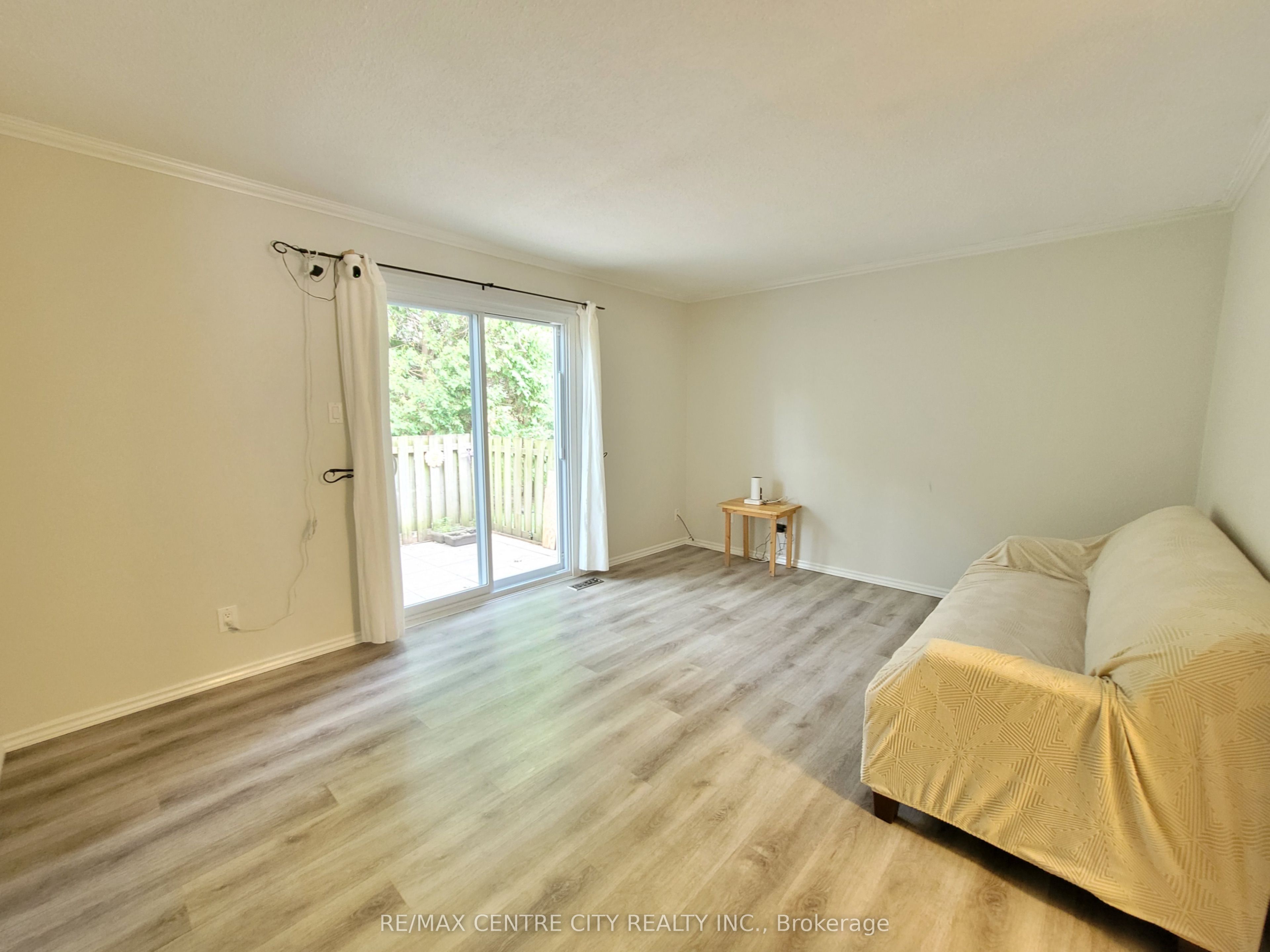1247 Huron Street 125 Property Photo 6