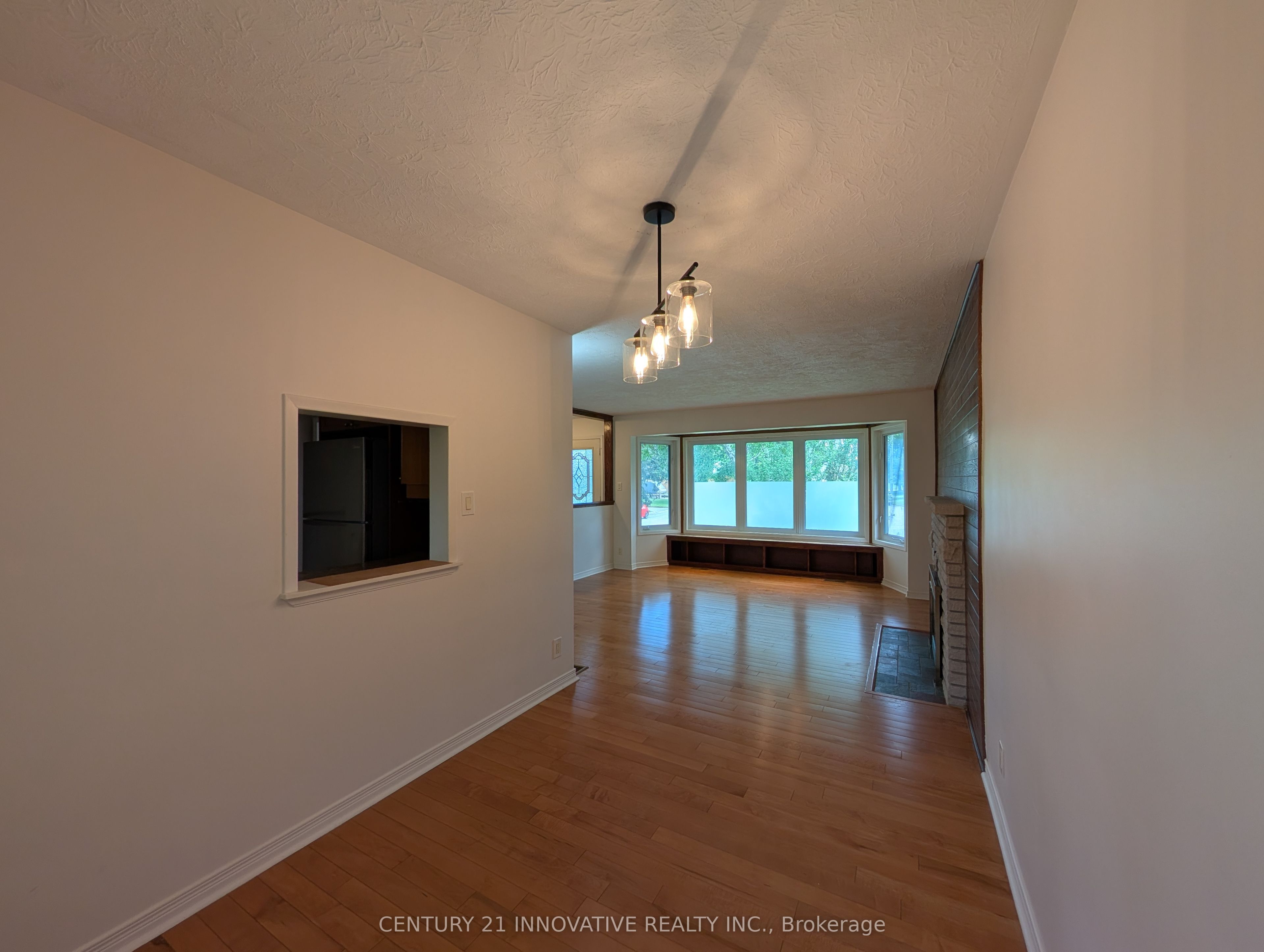 12 Kingsway Court Property Photo 8