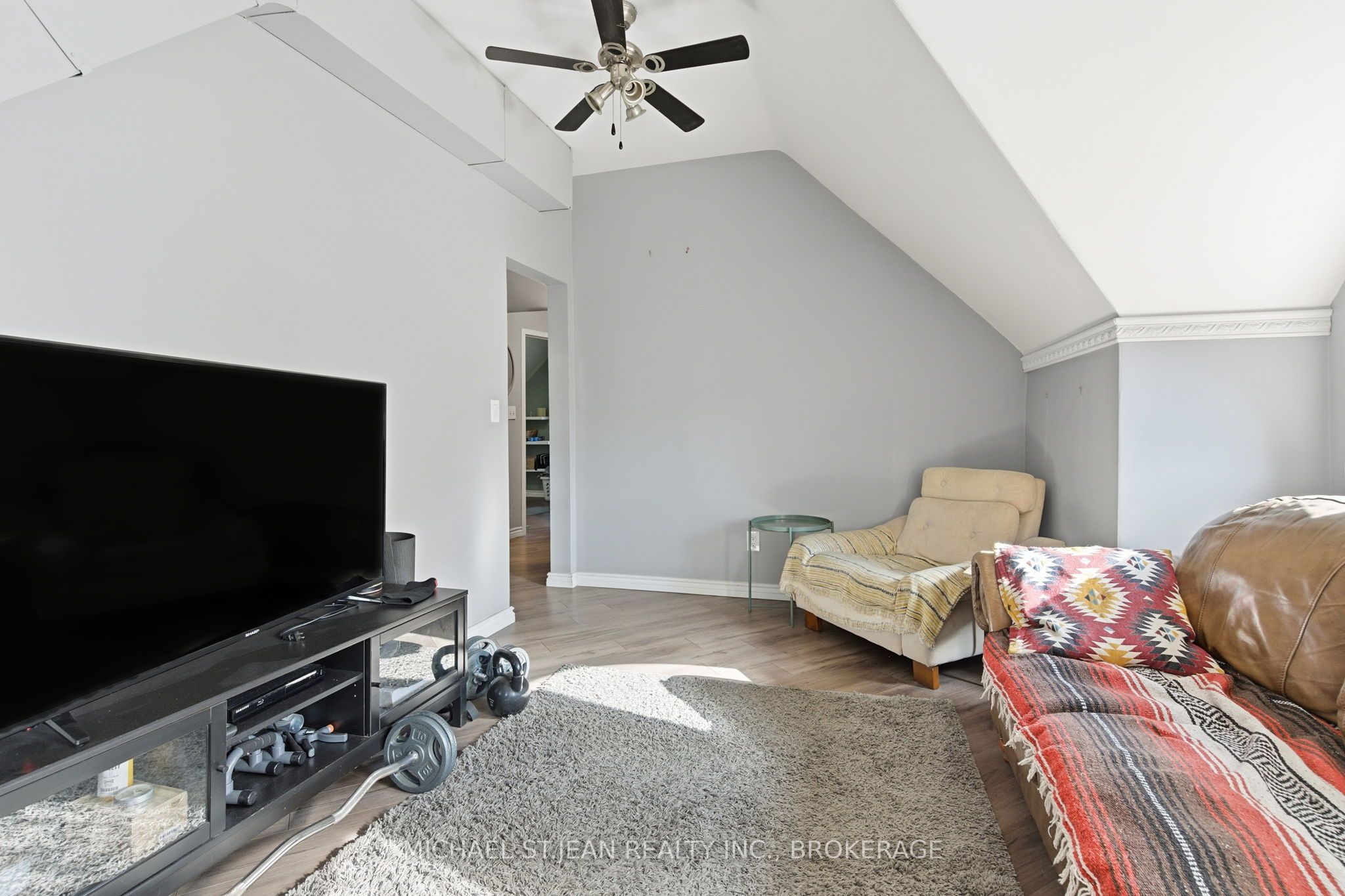 30 Ontario Avenue Property Photo 40