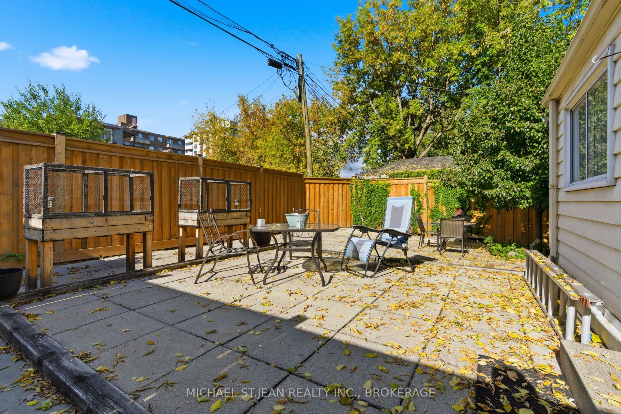 30 Ontario Avenue Property Photo 49