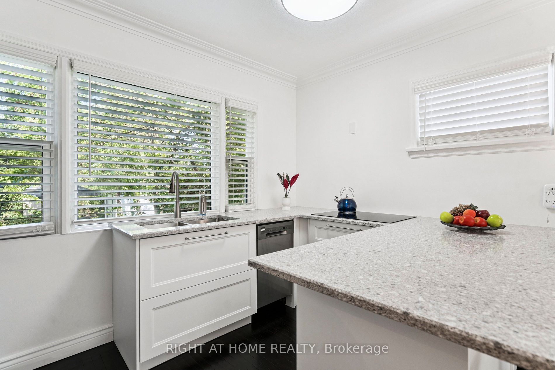 105 Glenridge Avenue Property Photo 40