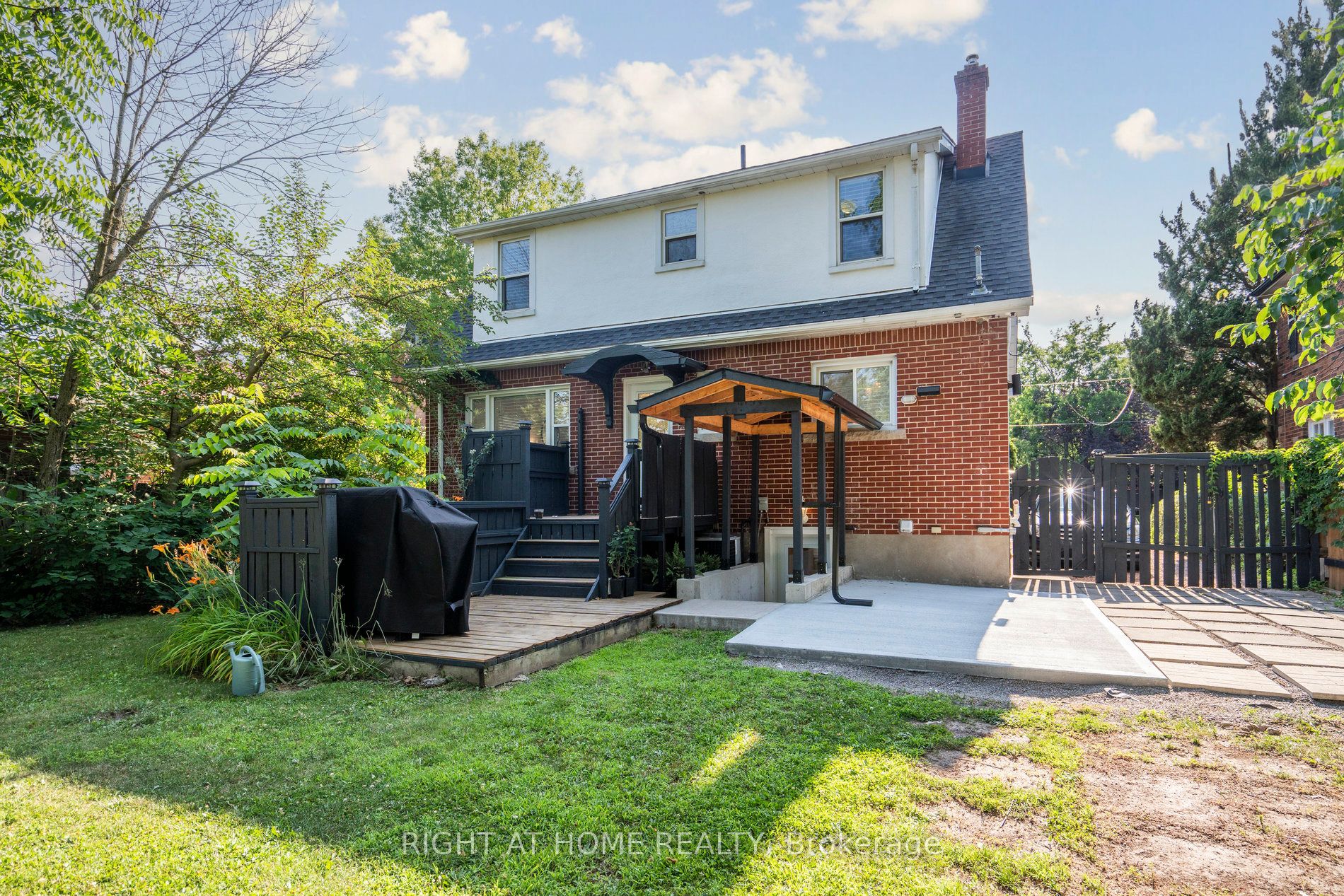 105 Glenridge Avenue Property Photo 44