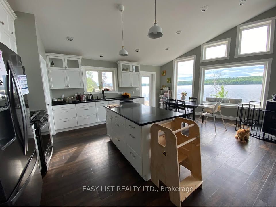 2345 Hwy 72 Property Photo 6