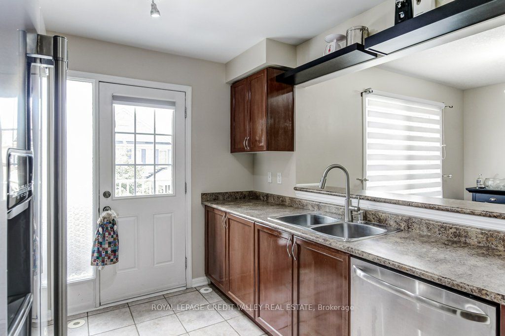71 Garth Massey Drive 66 Property Photo 13