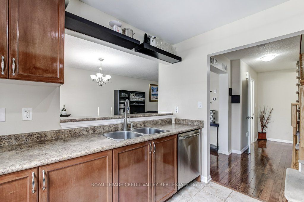 71 Garth Massey Drive 66 Property Photo 15