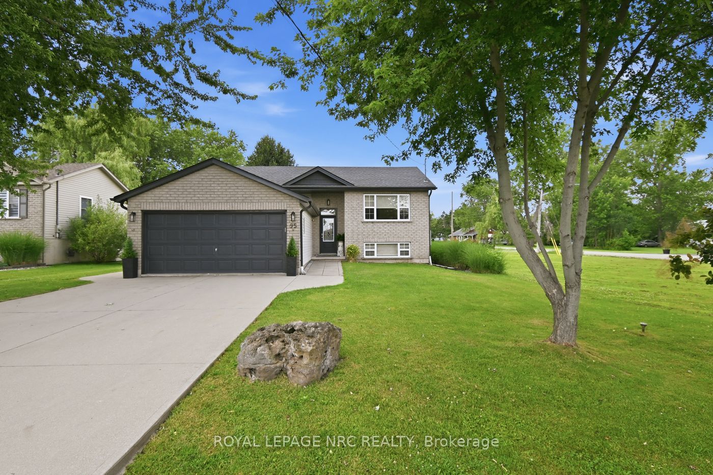 95 Neva Road Property Photo 1