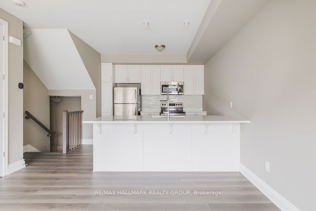 535 Ozawa Private Property Photo 6