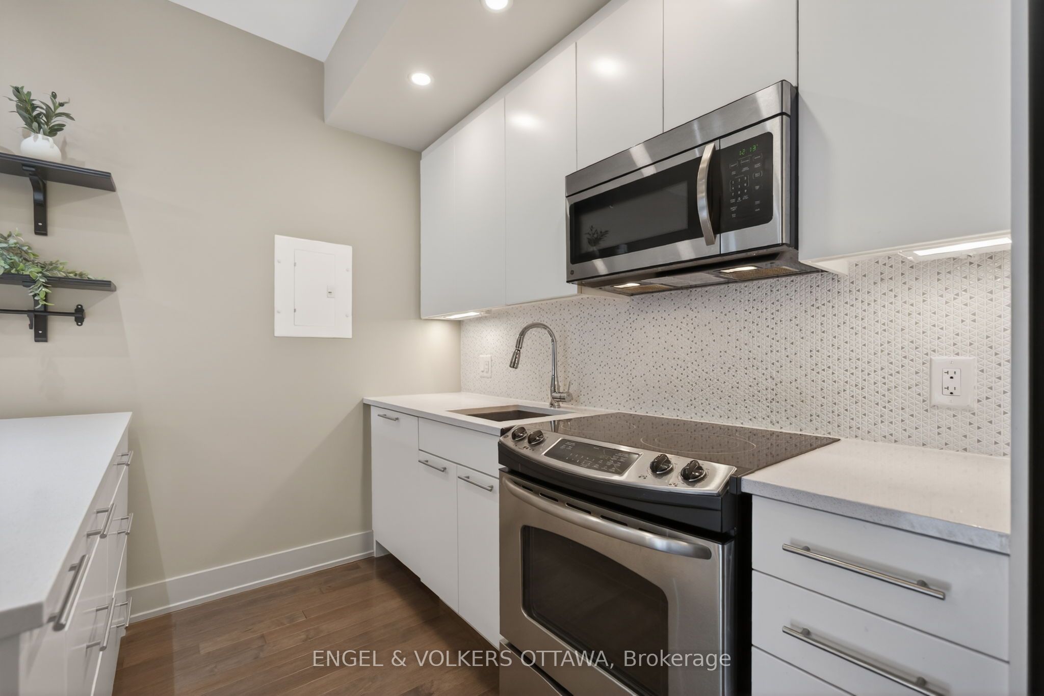 108 Richmond Road 507 Property Photo 10