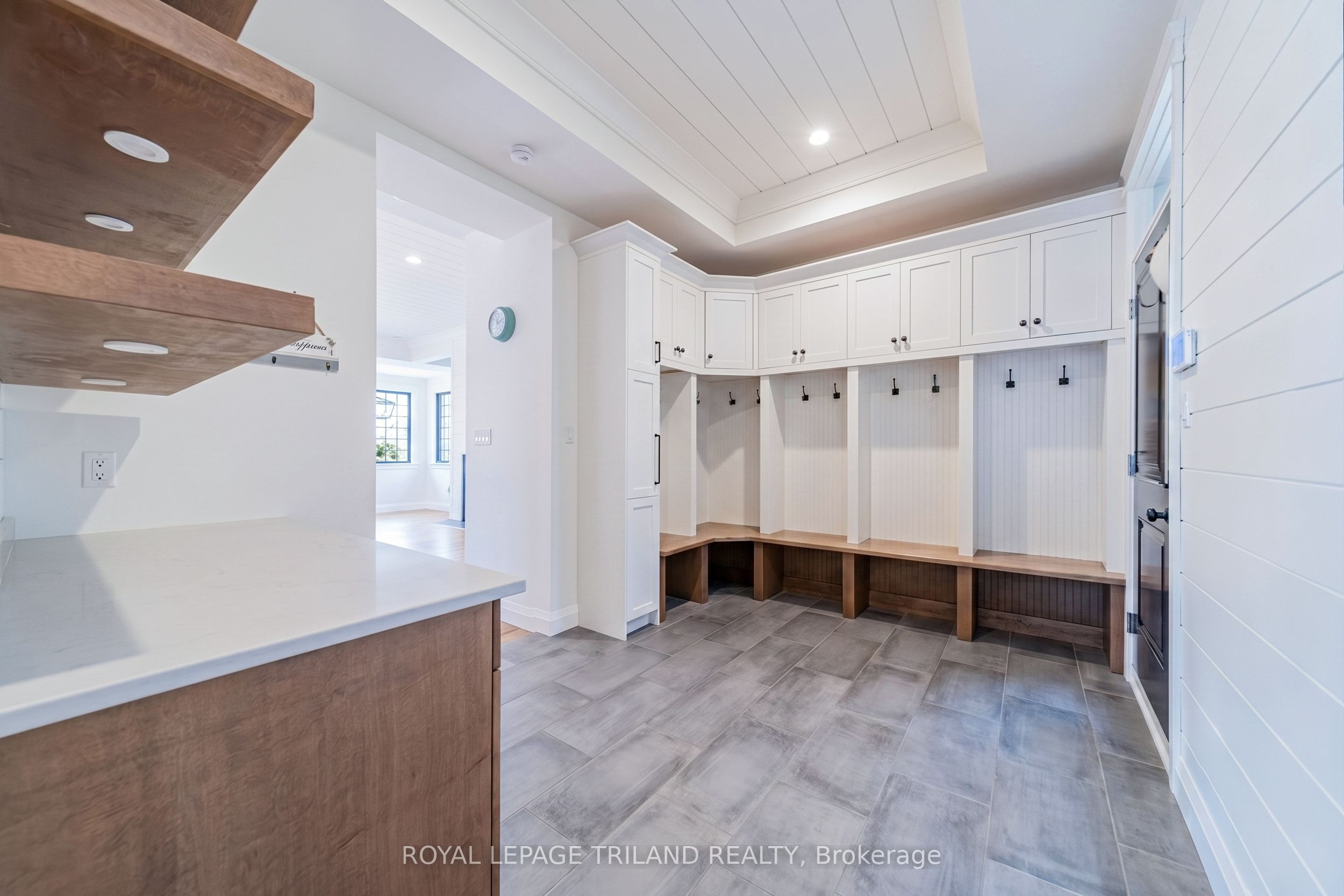 10195 Red Pine Road Property Photo 21