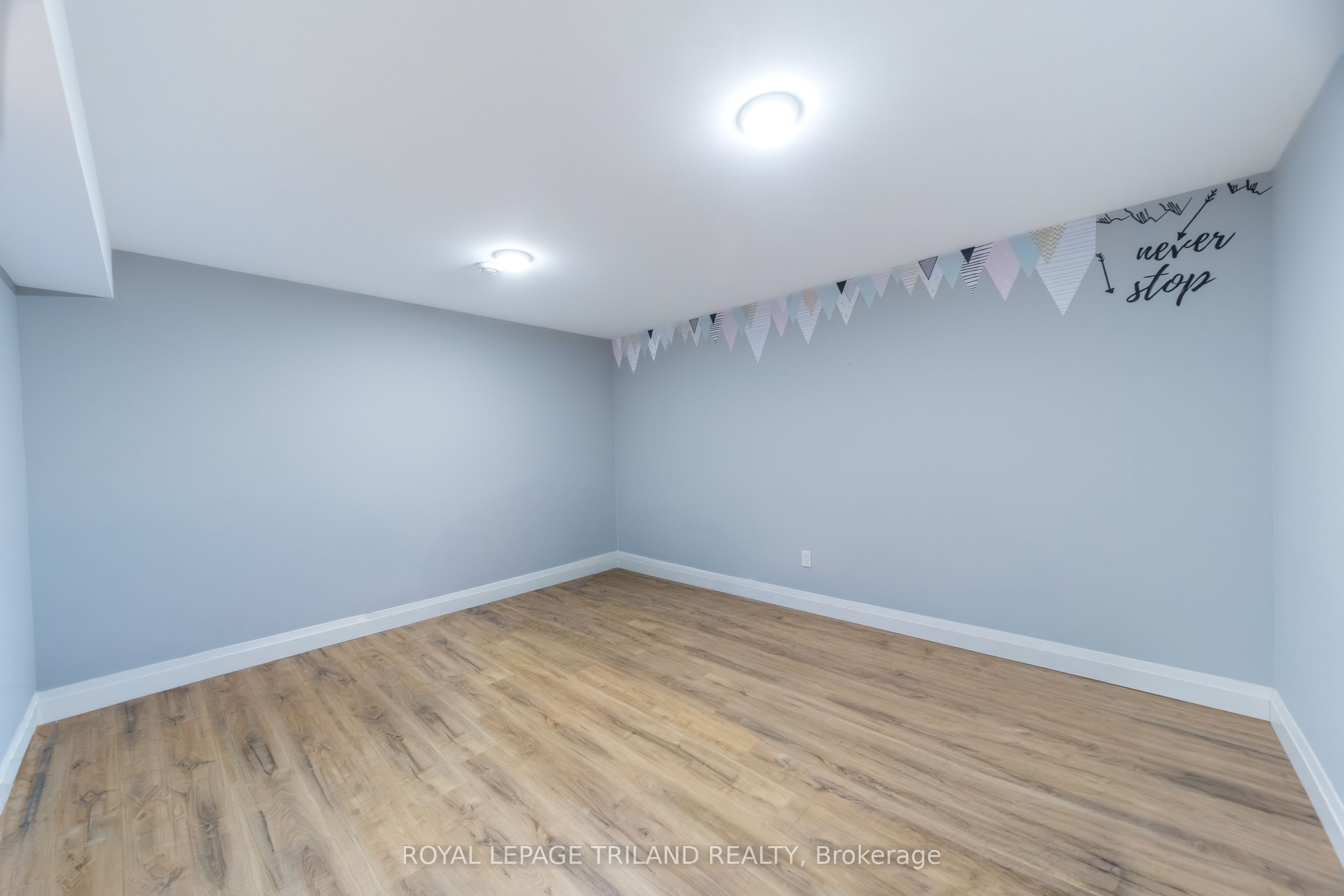 10195 Red Pine Road Property Photo 34