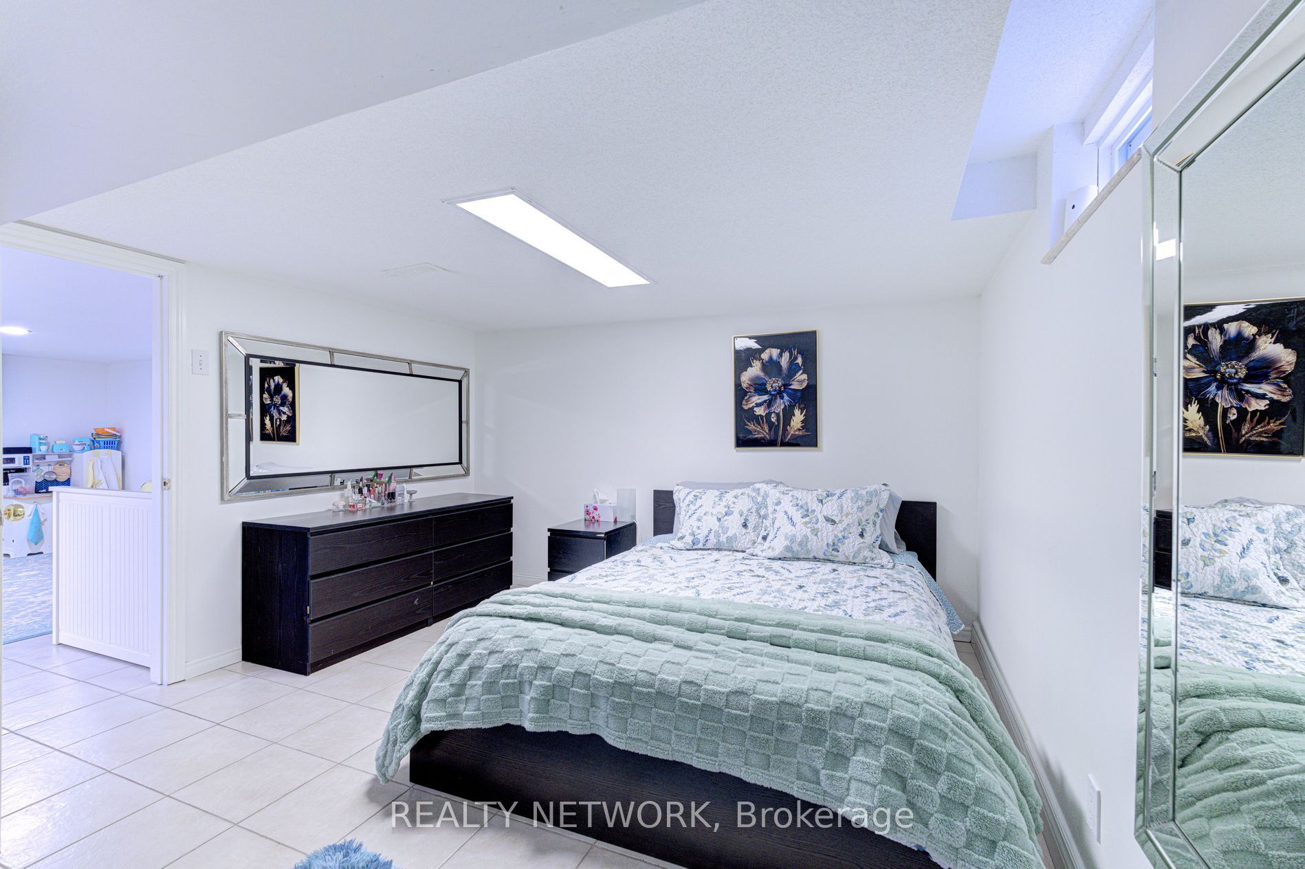 214 Merrilee Crescent Property Photo 36